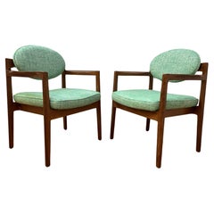 Retro Mid Century Modern Armchairs 'Oval-Back' by Jens Risom - Pair