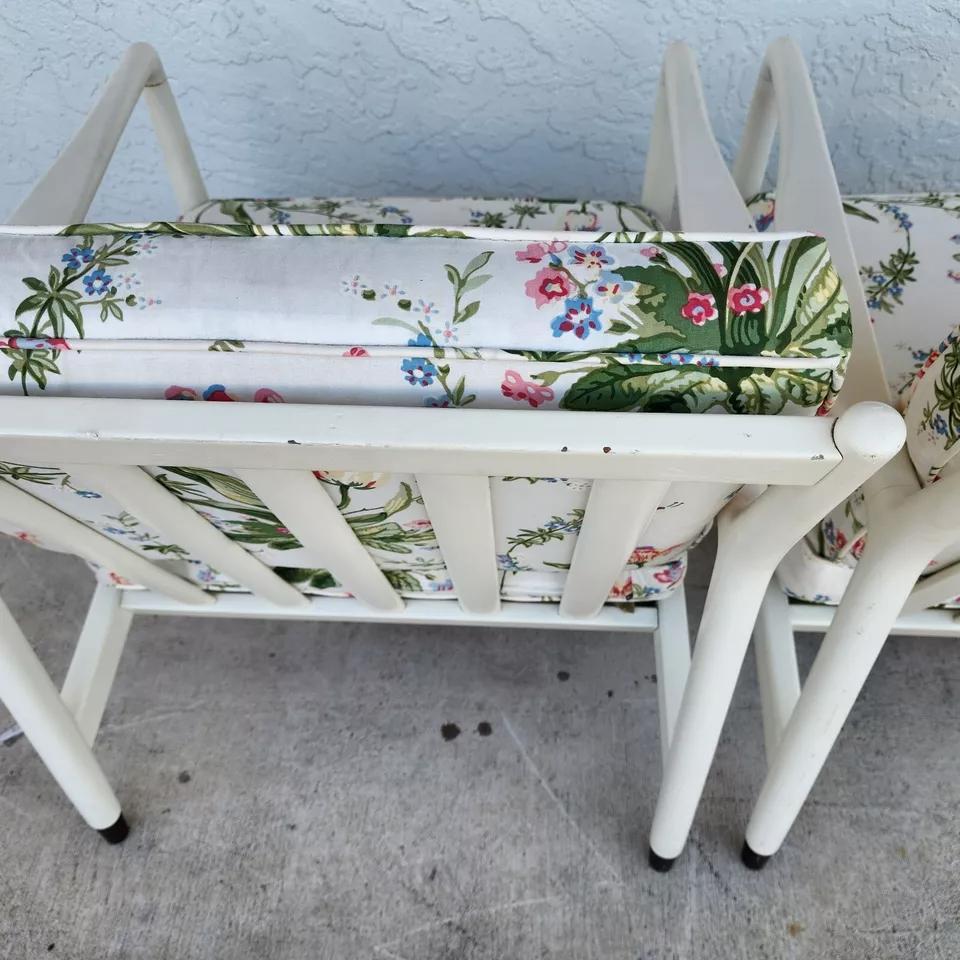 Fauteuils The Modernity Tulips A Pair en vente 7