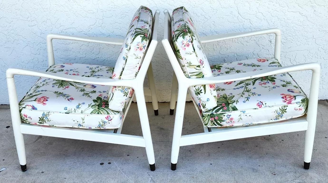 Milieu du XXe siècle Fauteuils The Modernity Tulips A Pair en vente