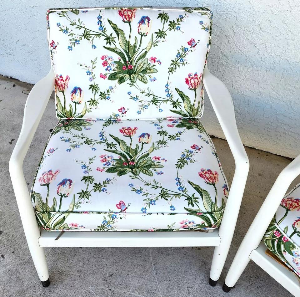 Fauteuils The Modernity Tulips A Pair en vente 1