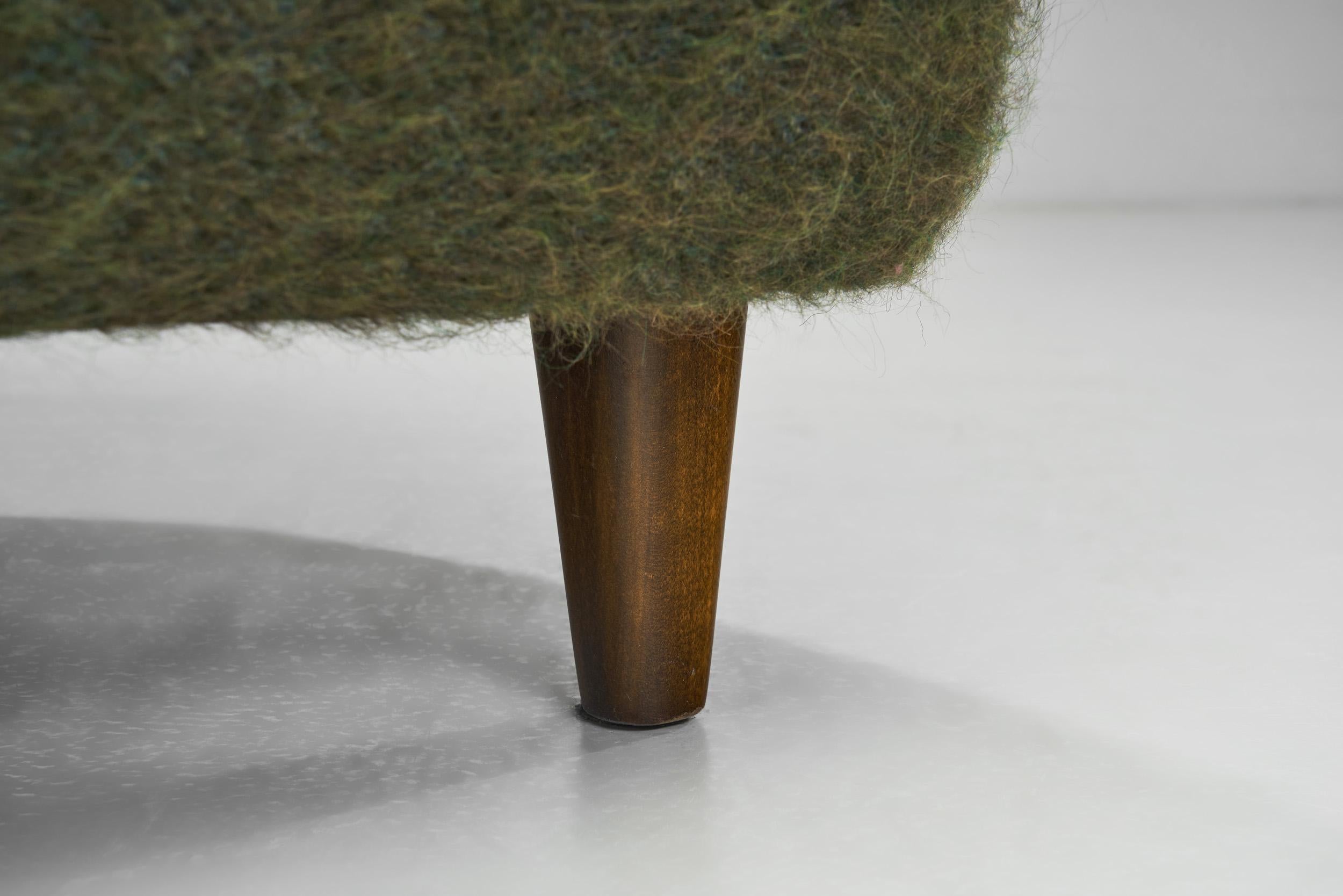 Fauteuils The Modernity avec tapisserie verte, Europe 1950s en vente 7