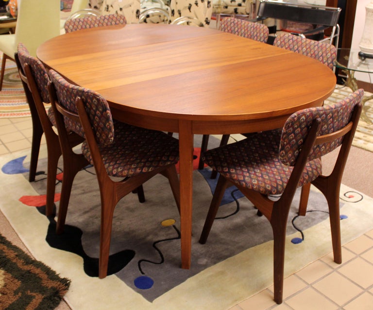 Dining Table And Chairs For Sale Merseyside - Round windville dining table and 6 side chairs for 