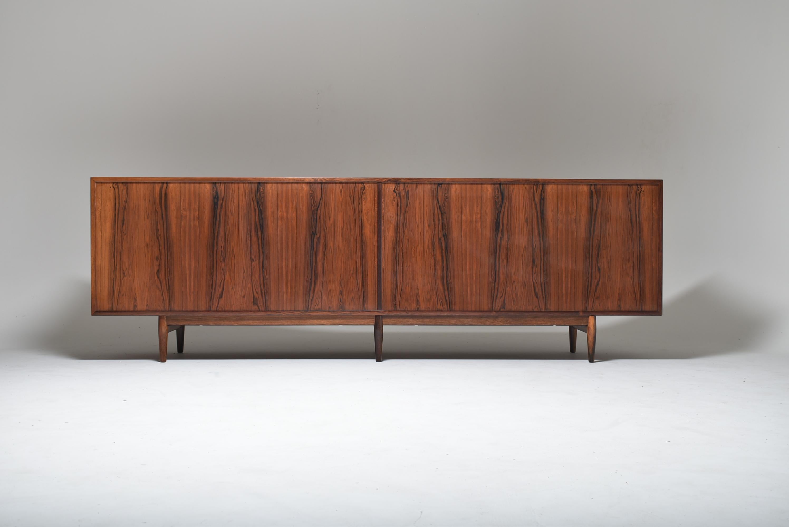 Arne Vodder ''29 A'' Sideboard aus Palisanderholz, Dänemark, Mid-Century Modern, 1960 im Angebot 3