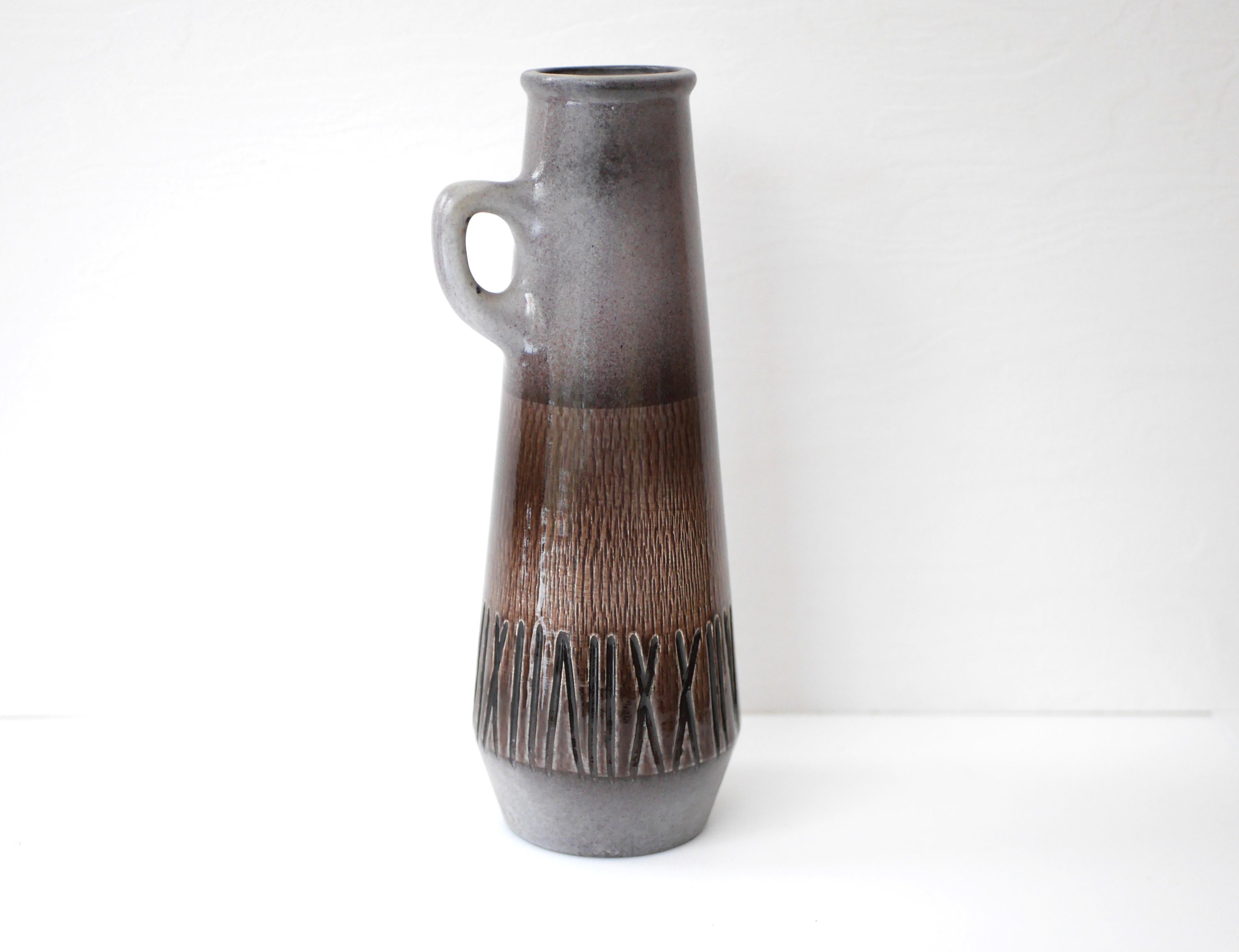 Mid-Century Modern Art Ceramic Vase by Ingrid Atterberg for Upsala-Ekeby, 1970s For Sale 7