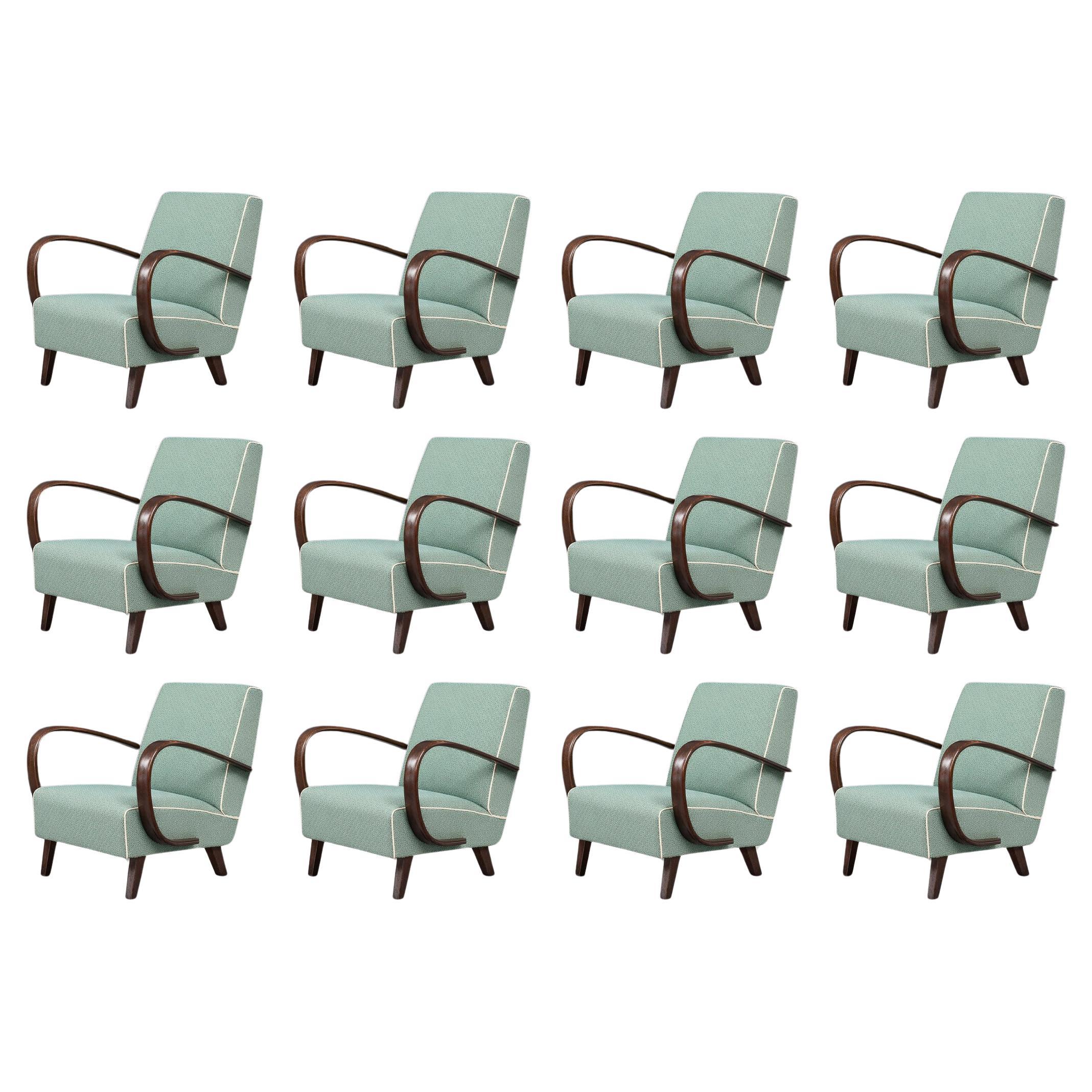 Mid-Century Modern Art Deco Lounge Chair by Jindřich Halabala, 1940s For Sale