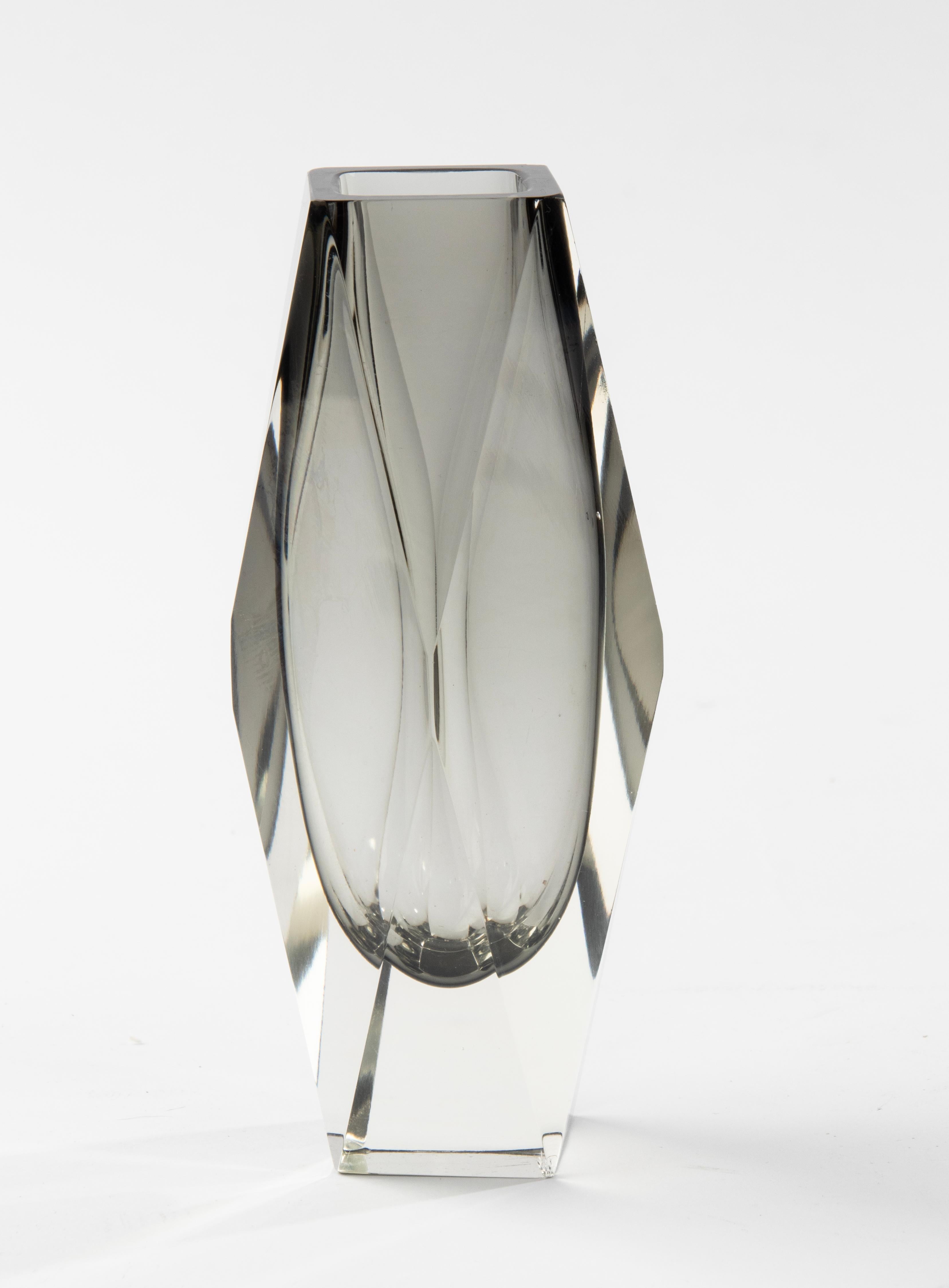 Moderne Sommerso-Vase aus Kunstglas aus der Mitte des Jahrhunderts – Flavio Poli  (Italienisch) im Angebot