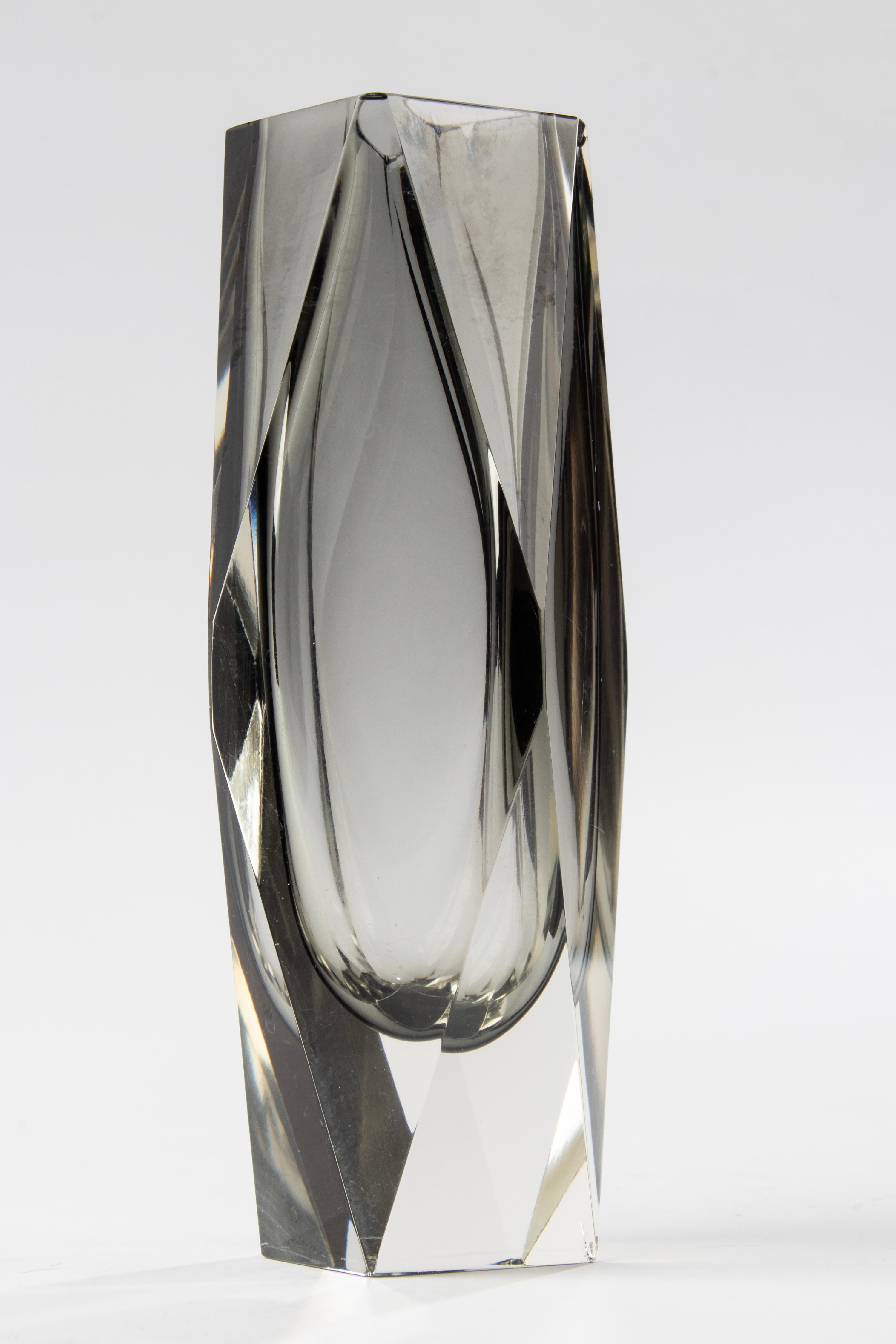 Moderne Sommerso-Vase aus Kunstglas aus der Mitte des Jahrhunderts – Flavio Poli  (Mitte des 20. Jahrhunderts) im Angebot