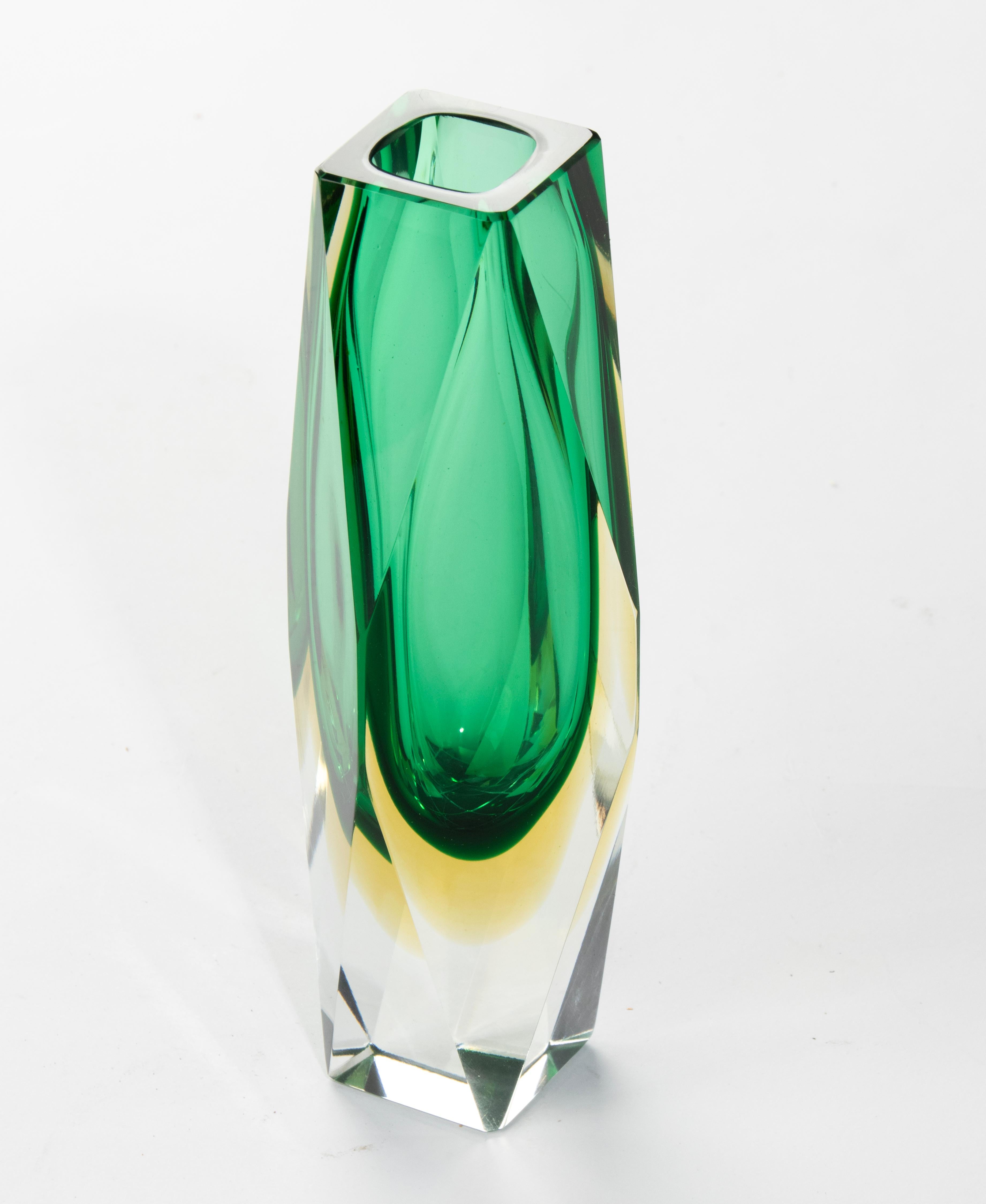 Mid-Century Modern Art Glass Sommerso Vase - Flavio Poli  For Sale 2