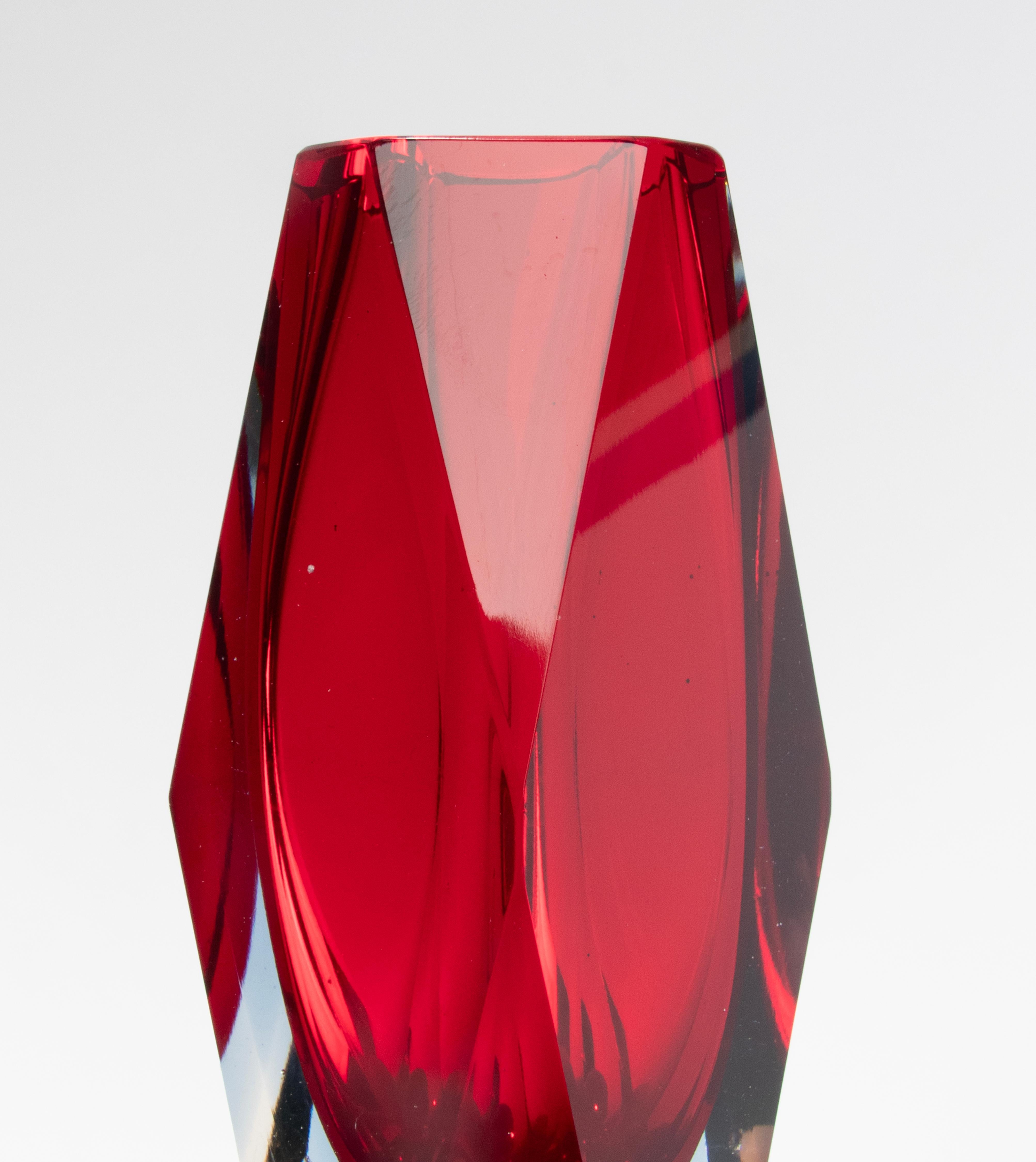 Moderne Sommerso-Vase aus Kunstglas aus der Mitte des Jahrhunderts – Flavio Poli (Glaskunst) im Angebot