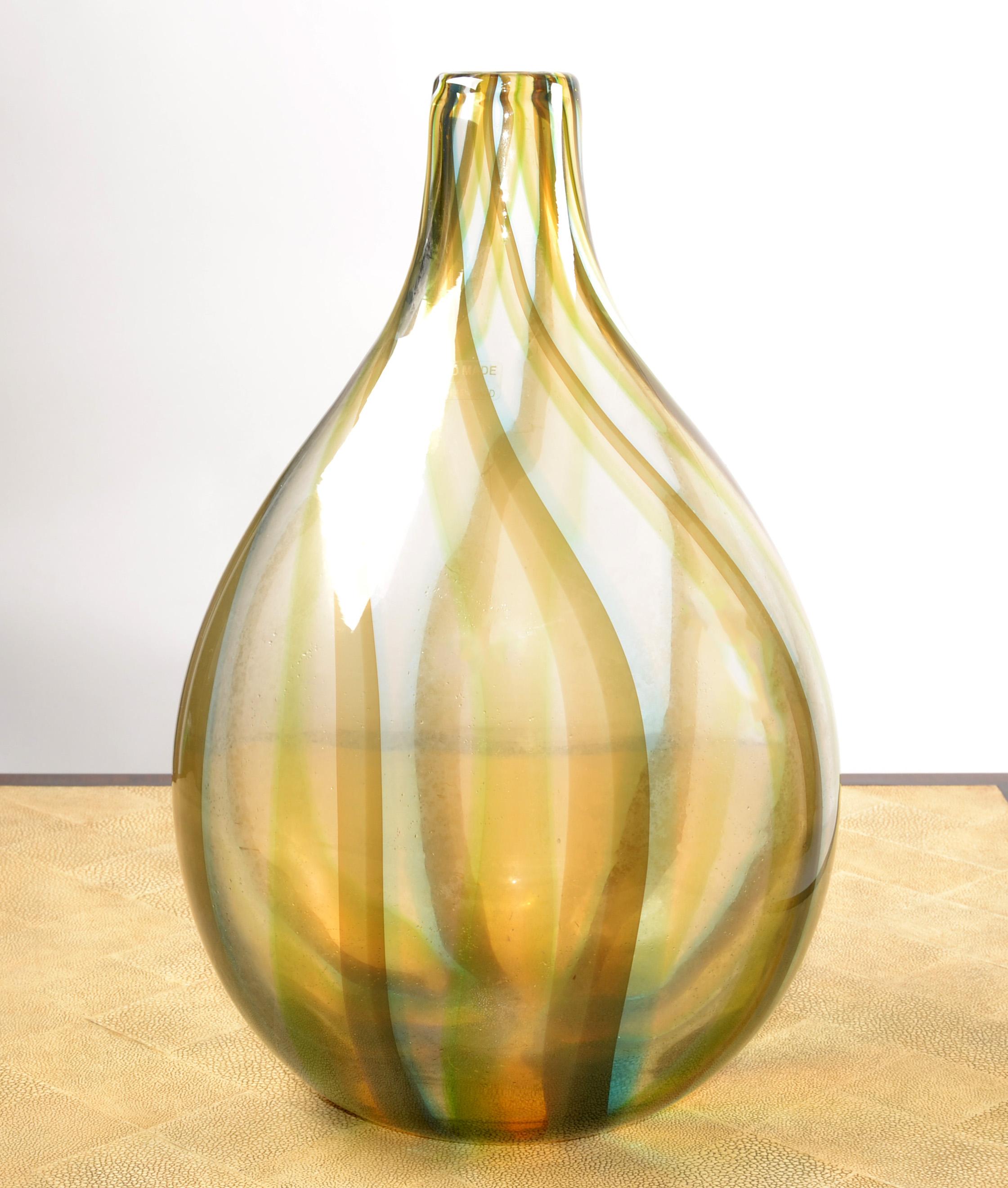 Mid-Century Modern Art Glass Vase Amber Blue & Bronze Color Made in Poland 1980 In Good Condition For Sale In Miami, FL