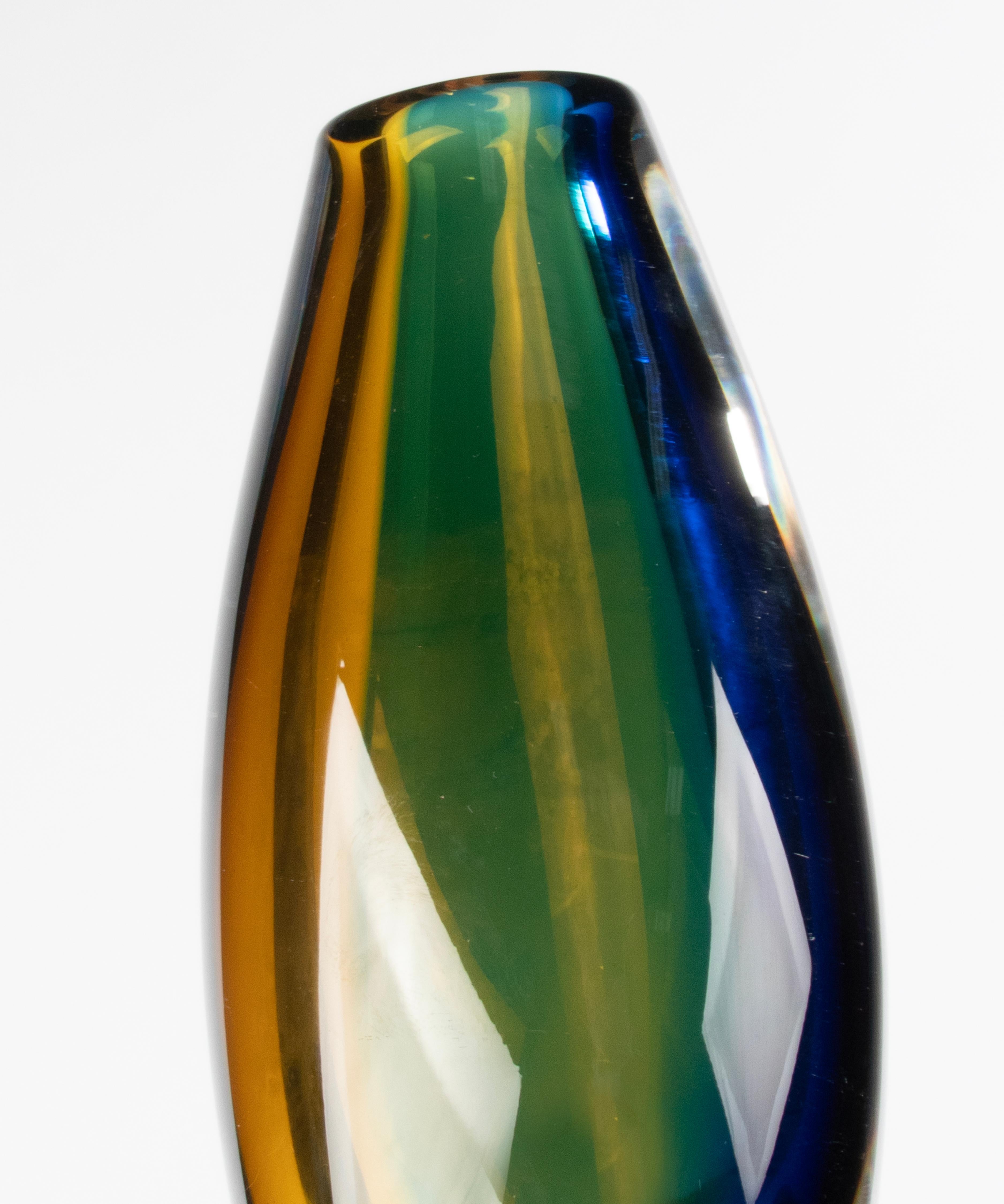 Mid Century Modern Art Glass Vase by Kosta Boda - Designed by Vicke Lindstrand  For Sale 7