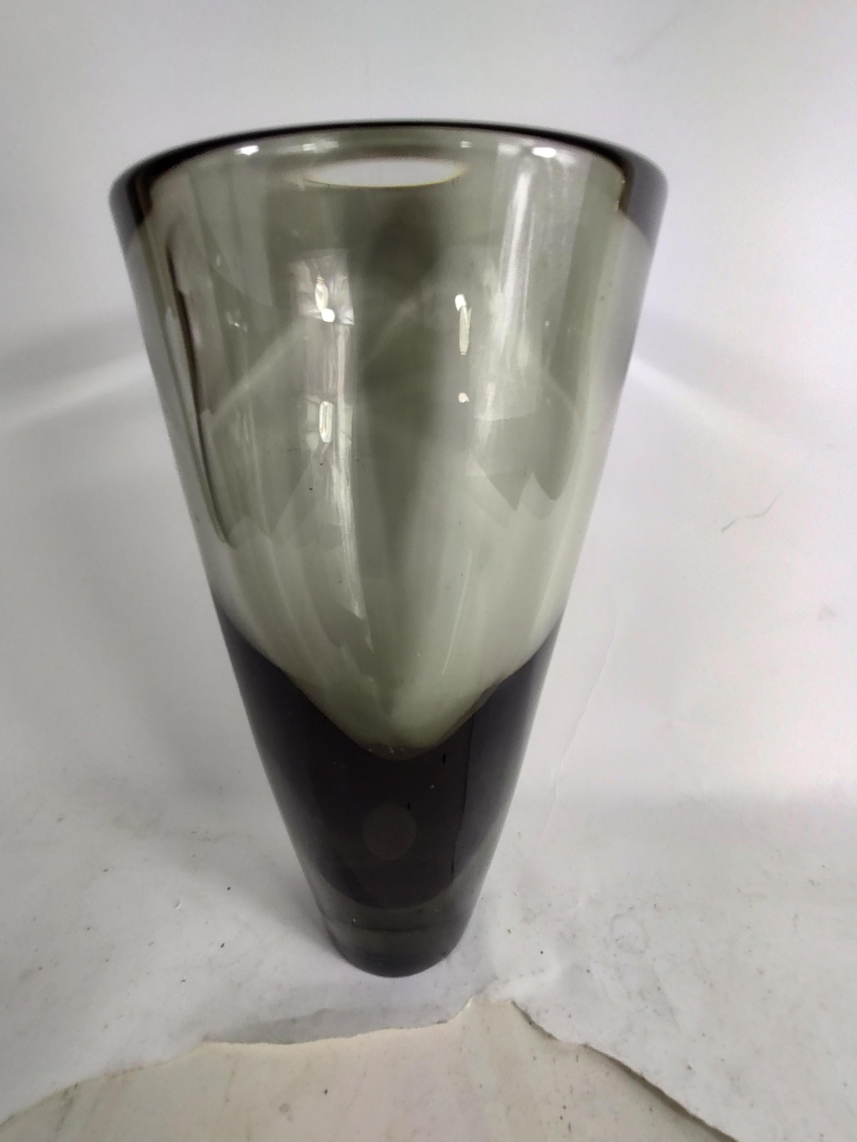 Mid-Century Modern Art Glass Vase by Per Lutken for Holmegaard, C1960 In Excellent Condition For Sale In Port Jervis, NY