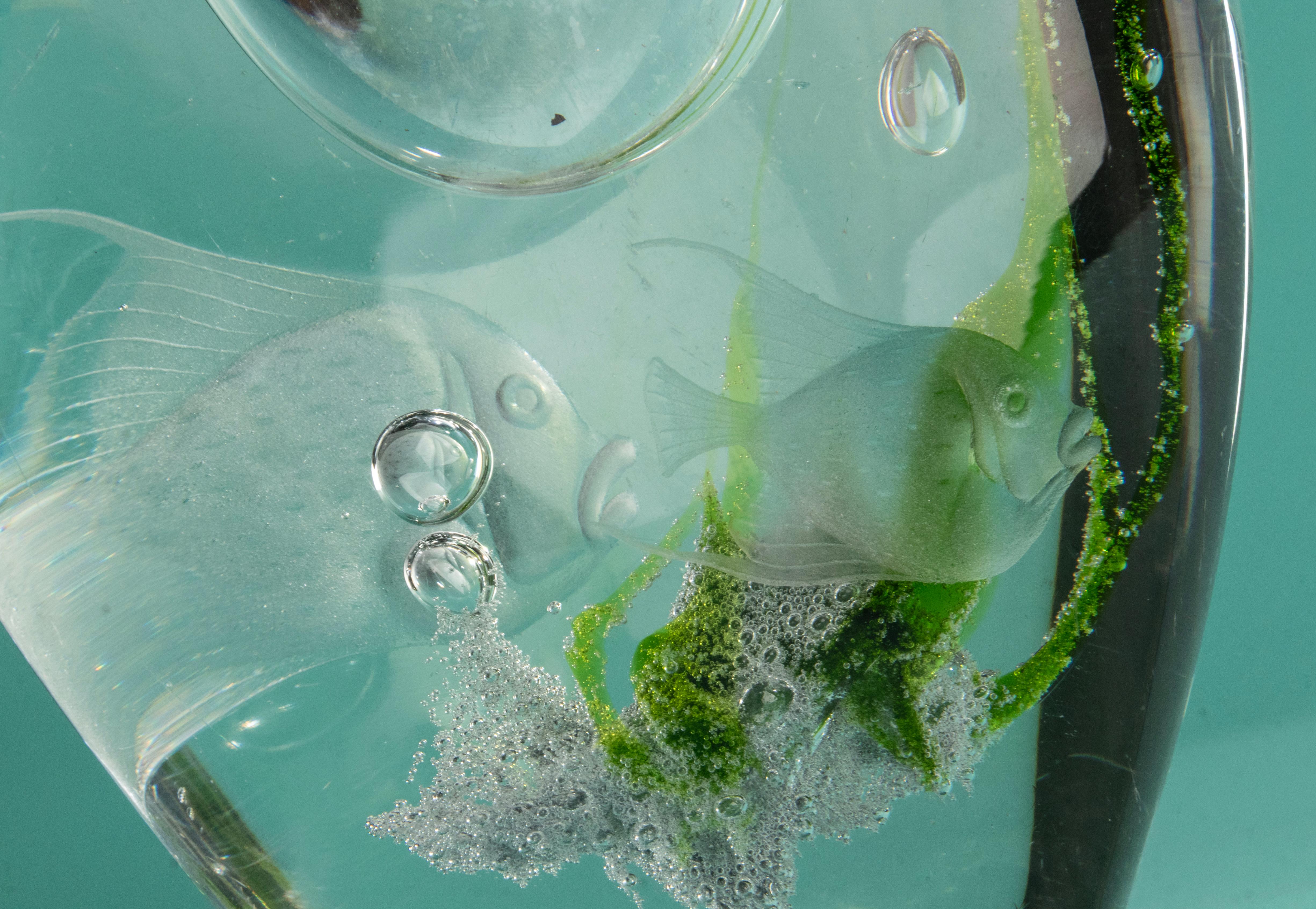 Mid-Century Modern Art Glass Vase by Vicke Lindstrand for Kosta Boda Sweden For Sale 9