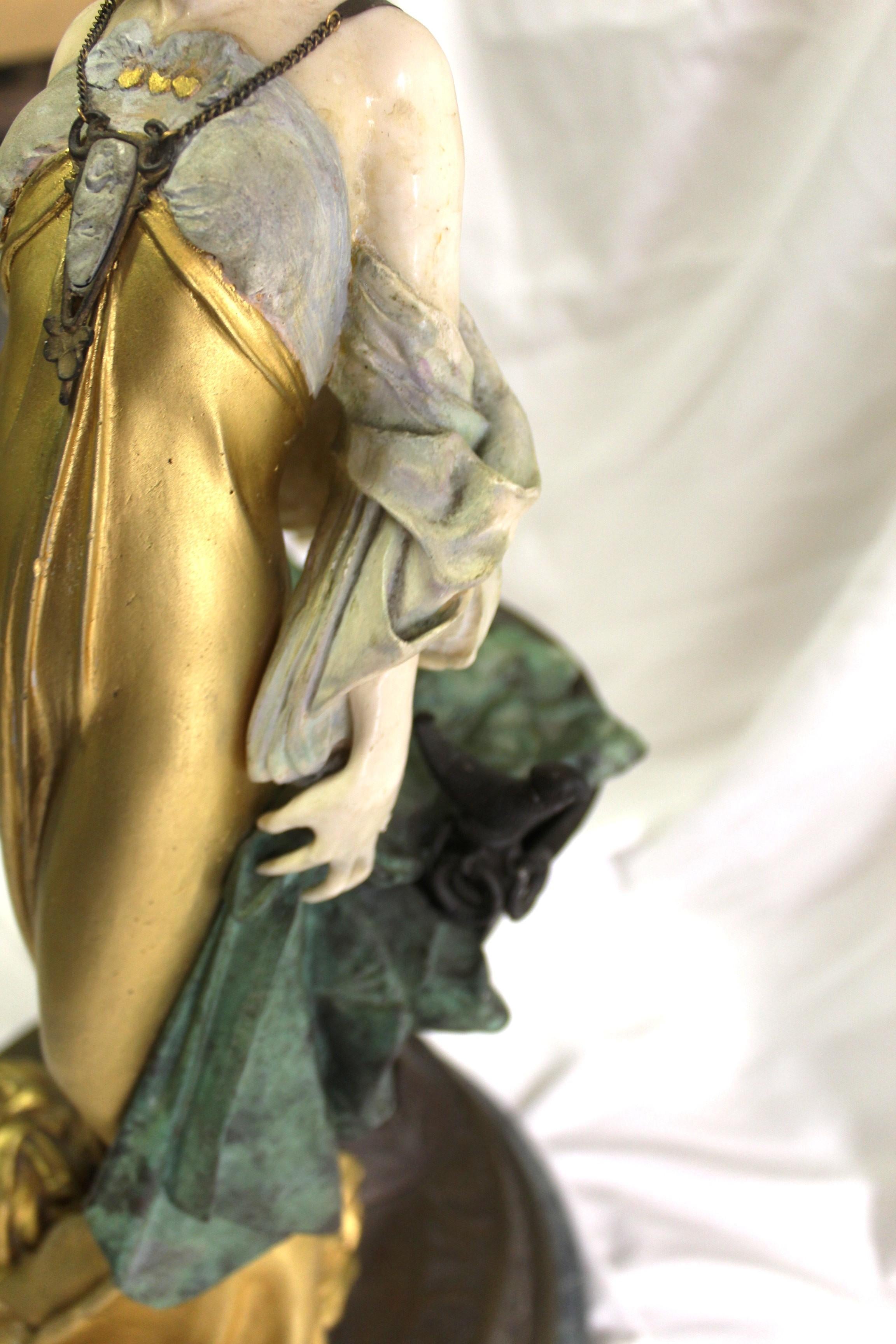 Scultura di donna in stile Art Nouveau di metà secolo, bronzo, firmata dall'artista in vendita 4