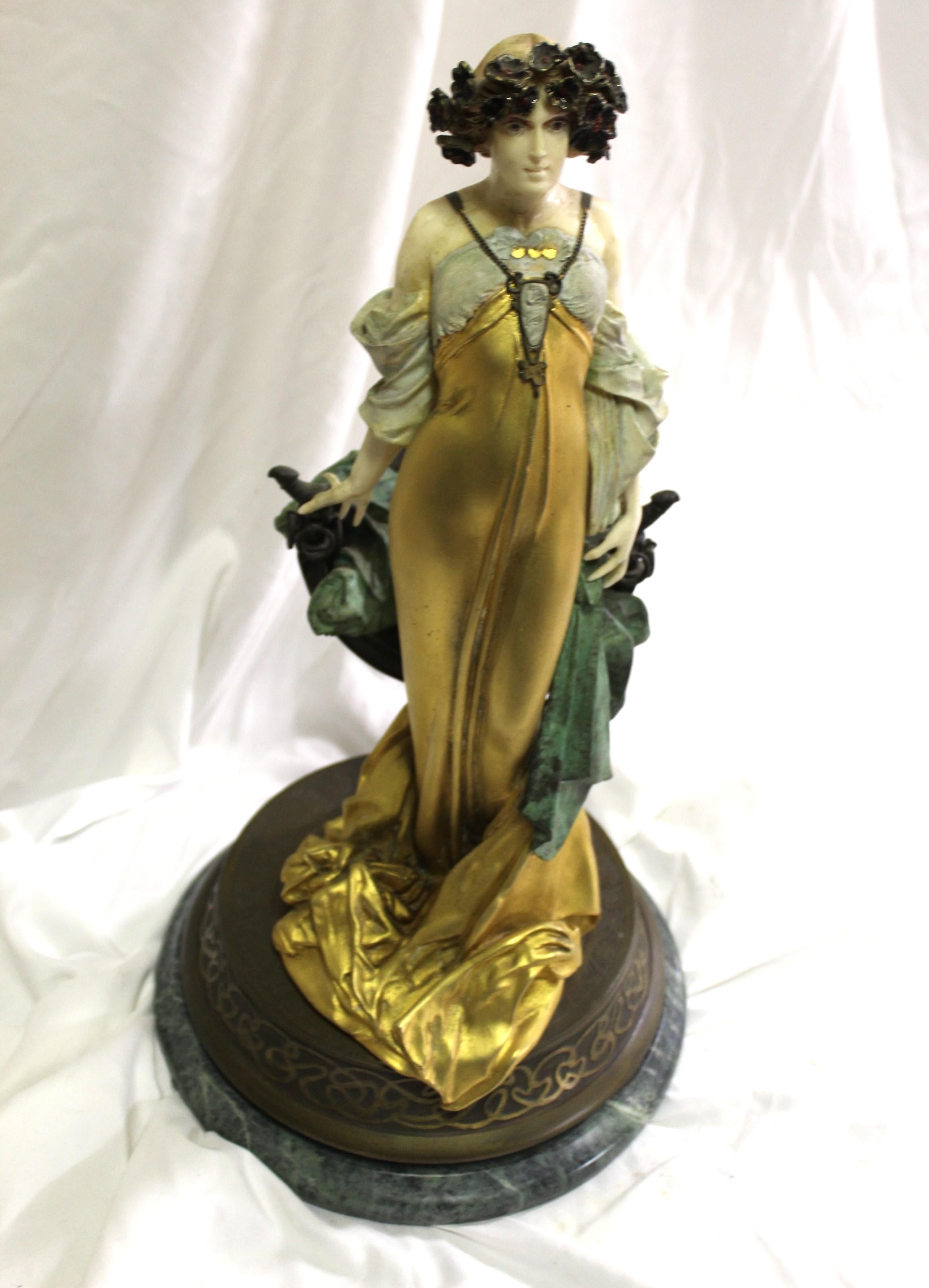 Americano Scultura di donna in stile Art Nouveau di metà secolo, bronzo, firmata dall'artista in vendita