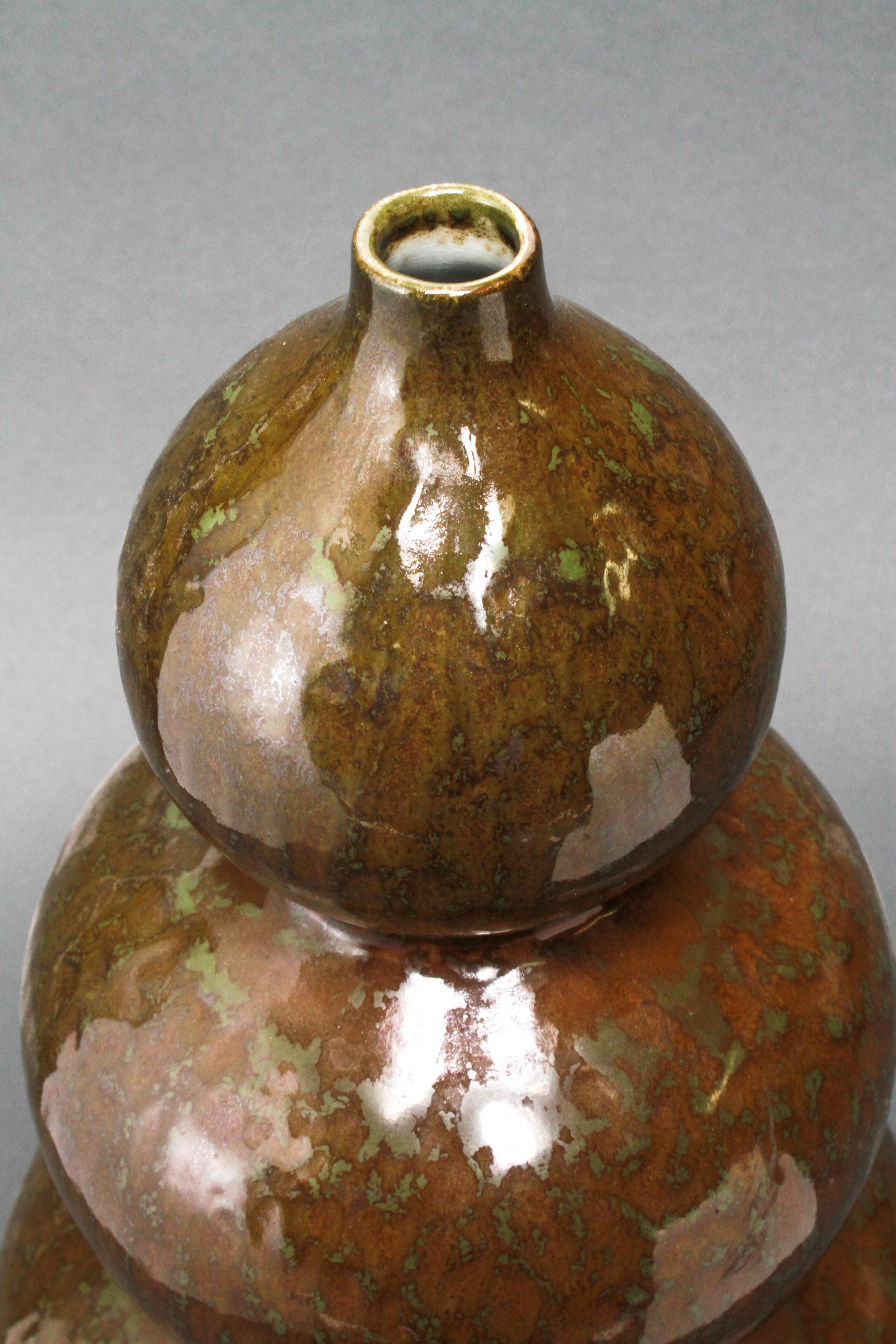 Mid-Century Modern Art Pottery Triple Gourd Vase In Good Condition In Astoria, NY