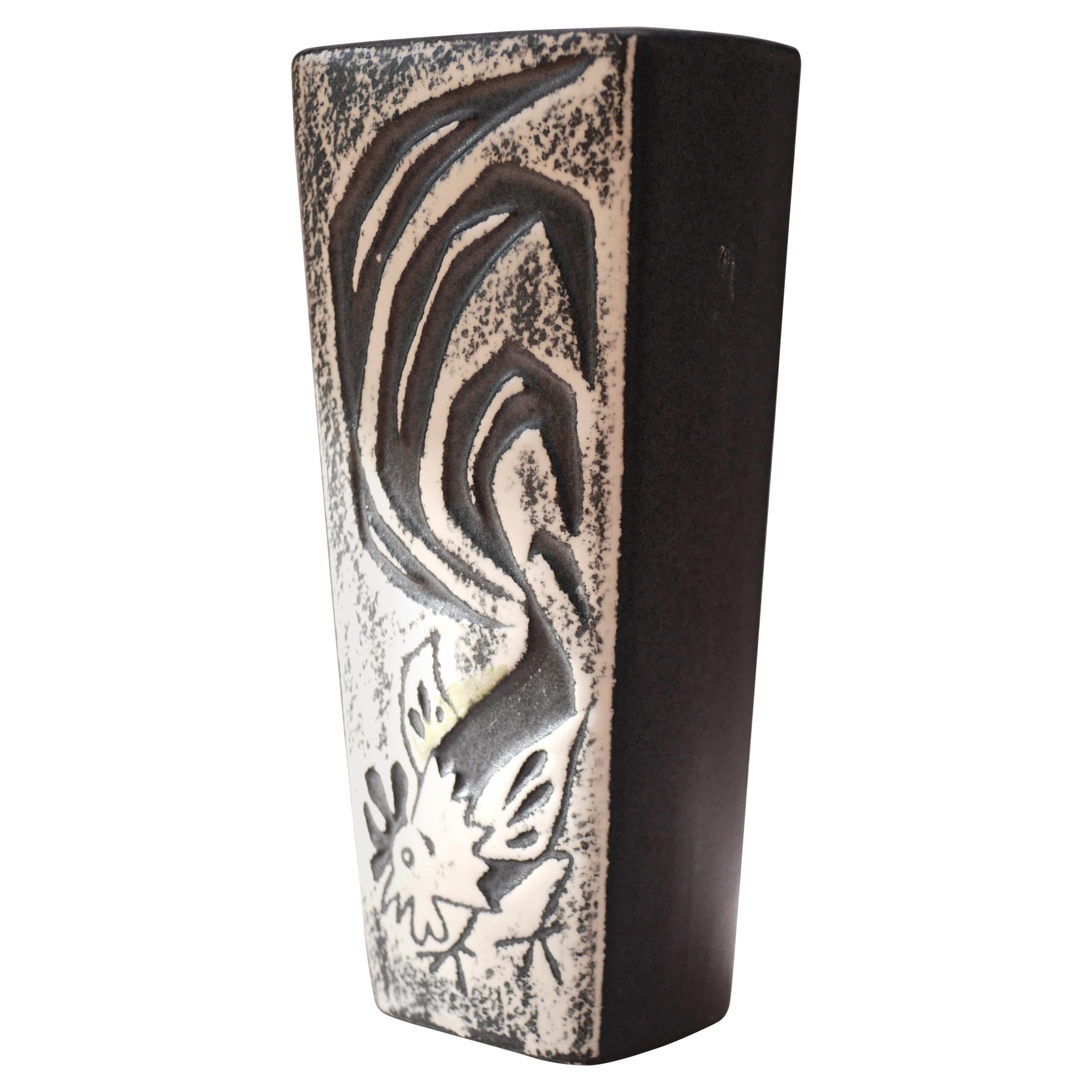 Mid-century modern art pottery vase, made by Jeppe Hagedorn-Olsen, Denmark.
