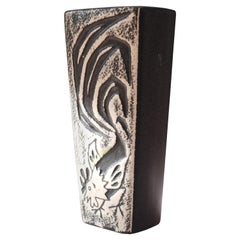Mid-century modern art pottery vase, made by Jeppe Hagedorn-Olsen, Denmark.