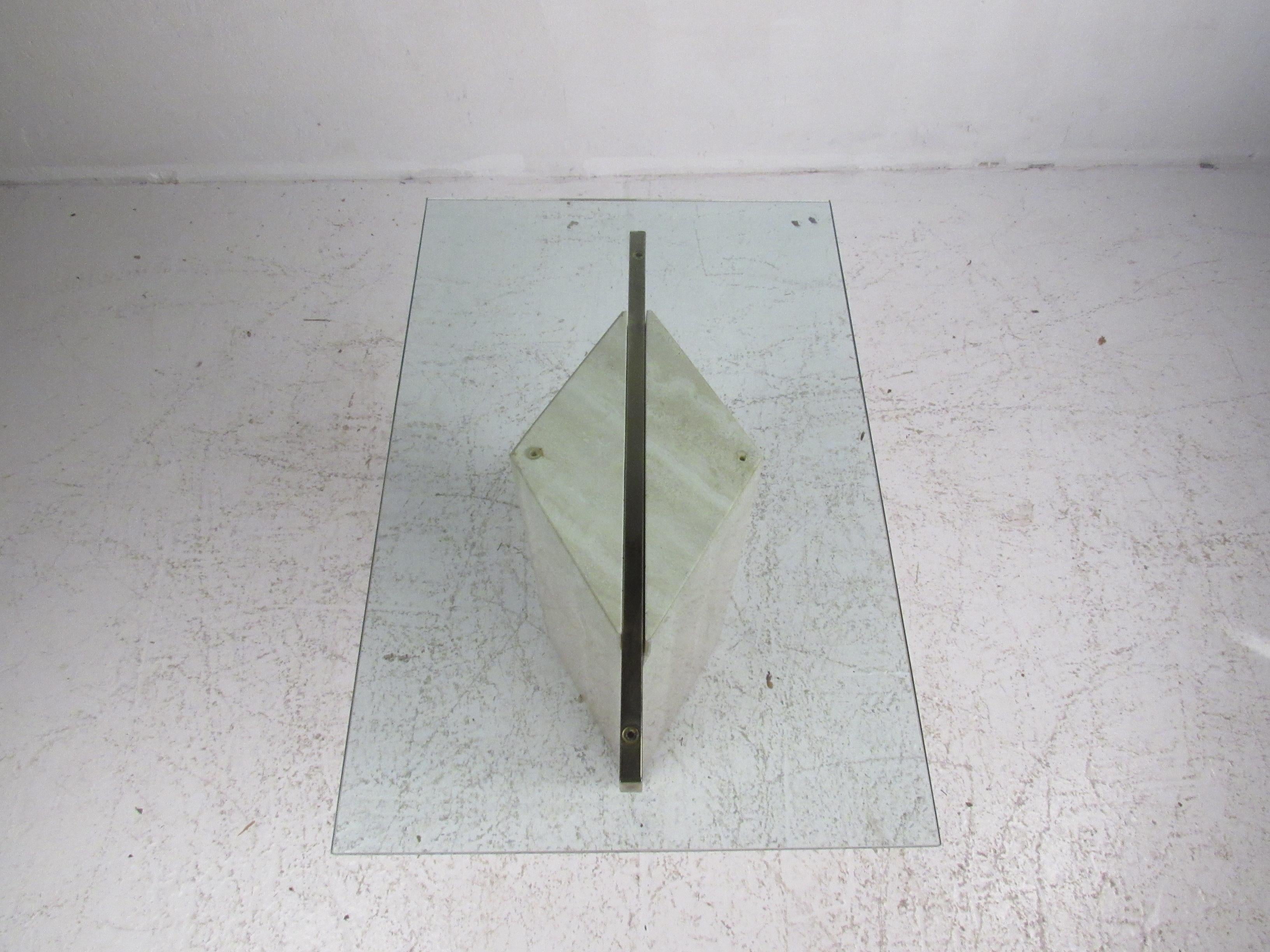 Late 20th Century Mid-Century Modern Artedi Marble Base End Table For Sale