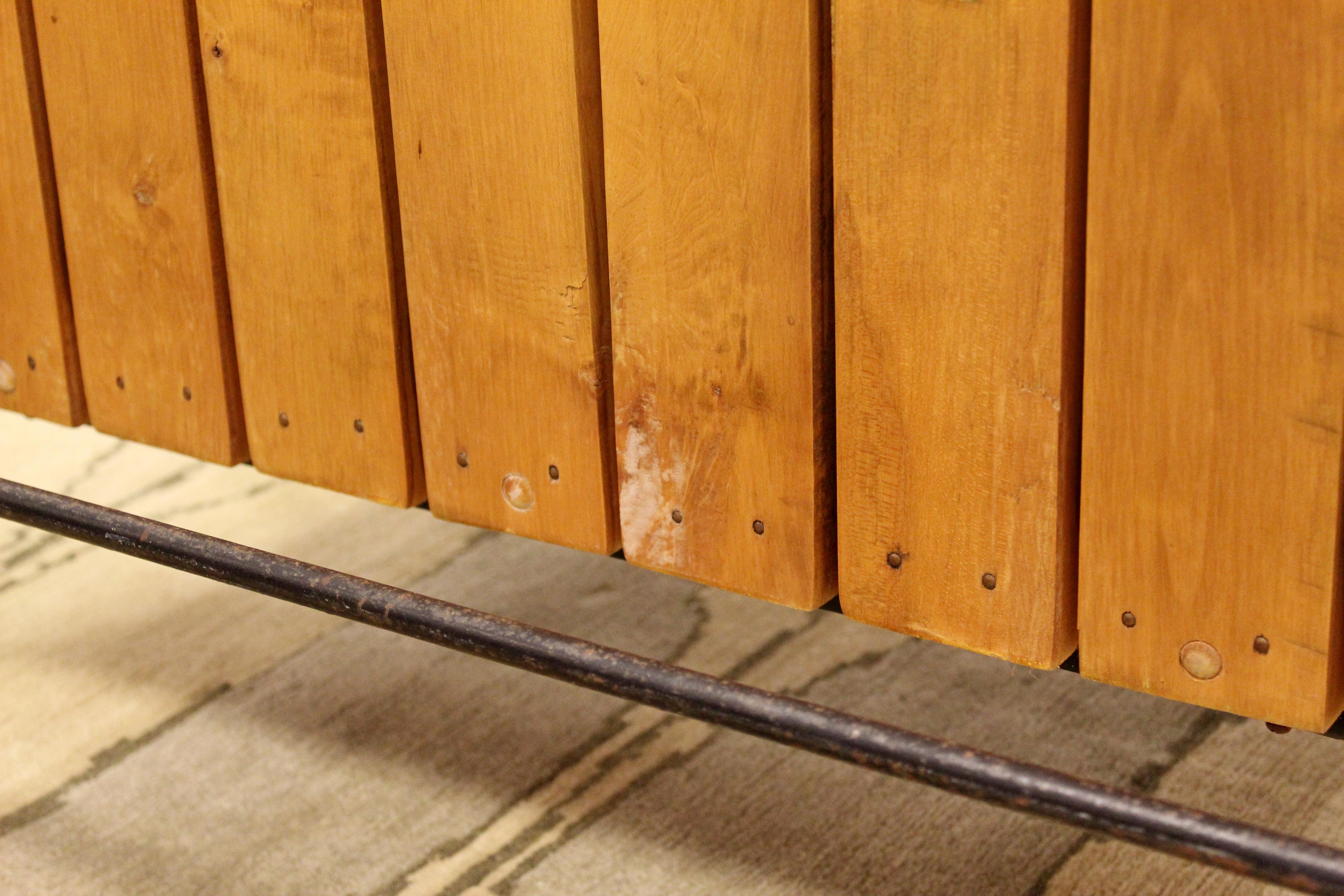 Mid-Century Modern Arthur Umanoff for Raymor Iron & Wood Slat Standing Bar 1950s In Good Condition In Keego Harbor, MI