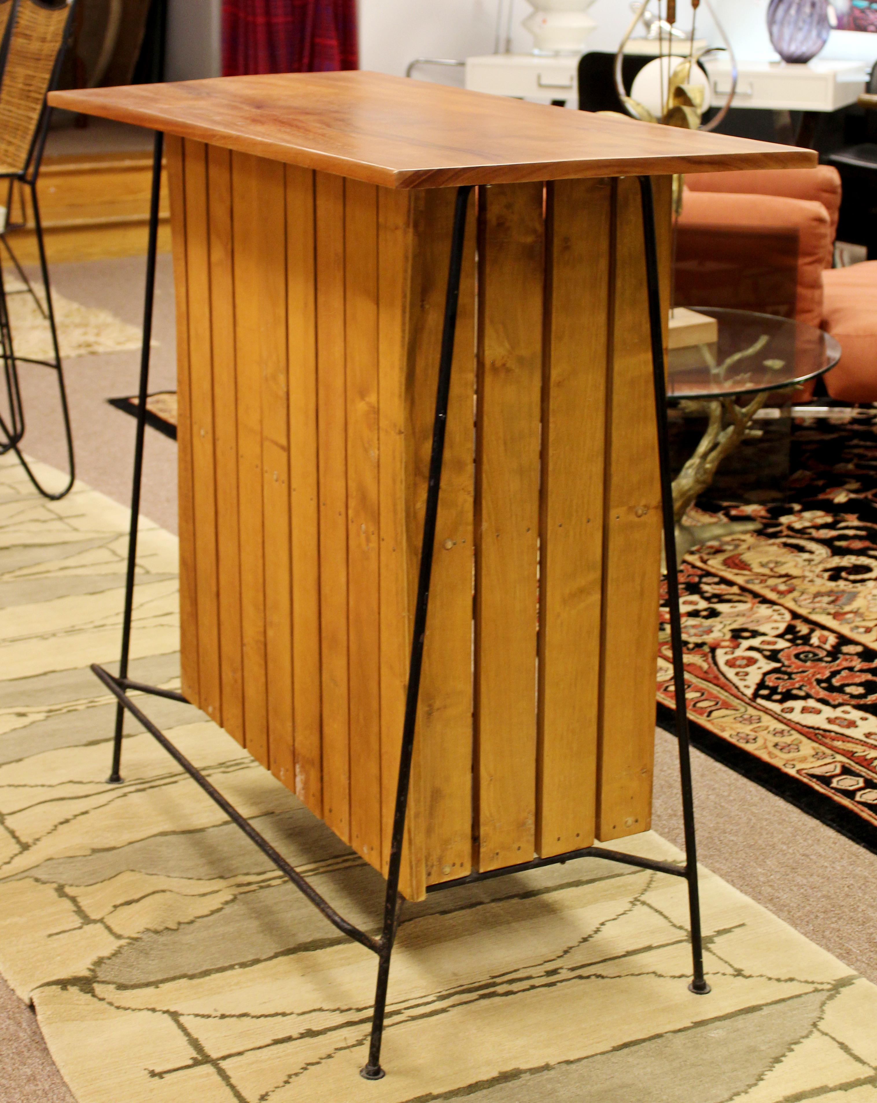 Mid-20th Century Mid-Century Modern Arthur Umanoff for Raymor Iron & Wood Slat Standing Bar 1950s