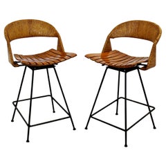 Mid-Century Modern Arthur Umanoff Pair of Counter Height Rattan Bar Stools 1960s