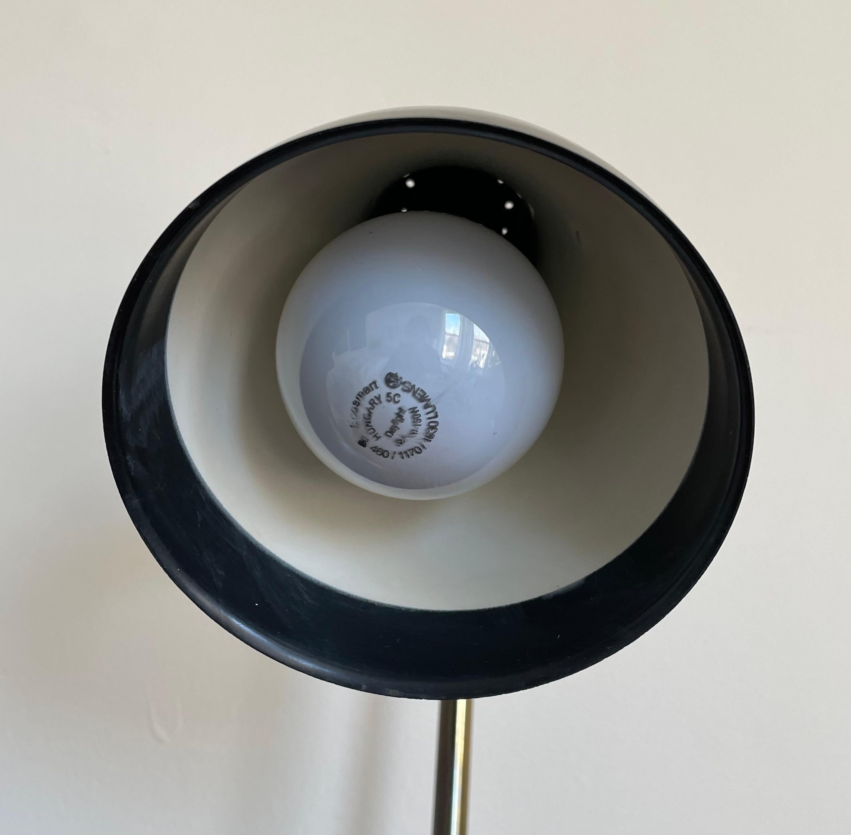 Lampada da scrivania nera snodabile di metà secolo nello stile di Gerald Thurston in vendita 1