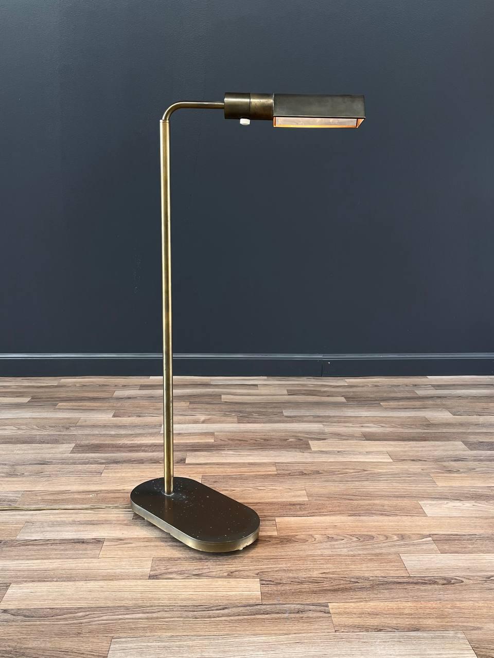 Mid-Century Modern Articulating Brass Floor Lamp by Casella In Good Condition In Los Angeles, CA