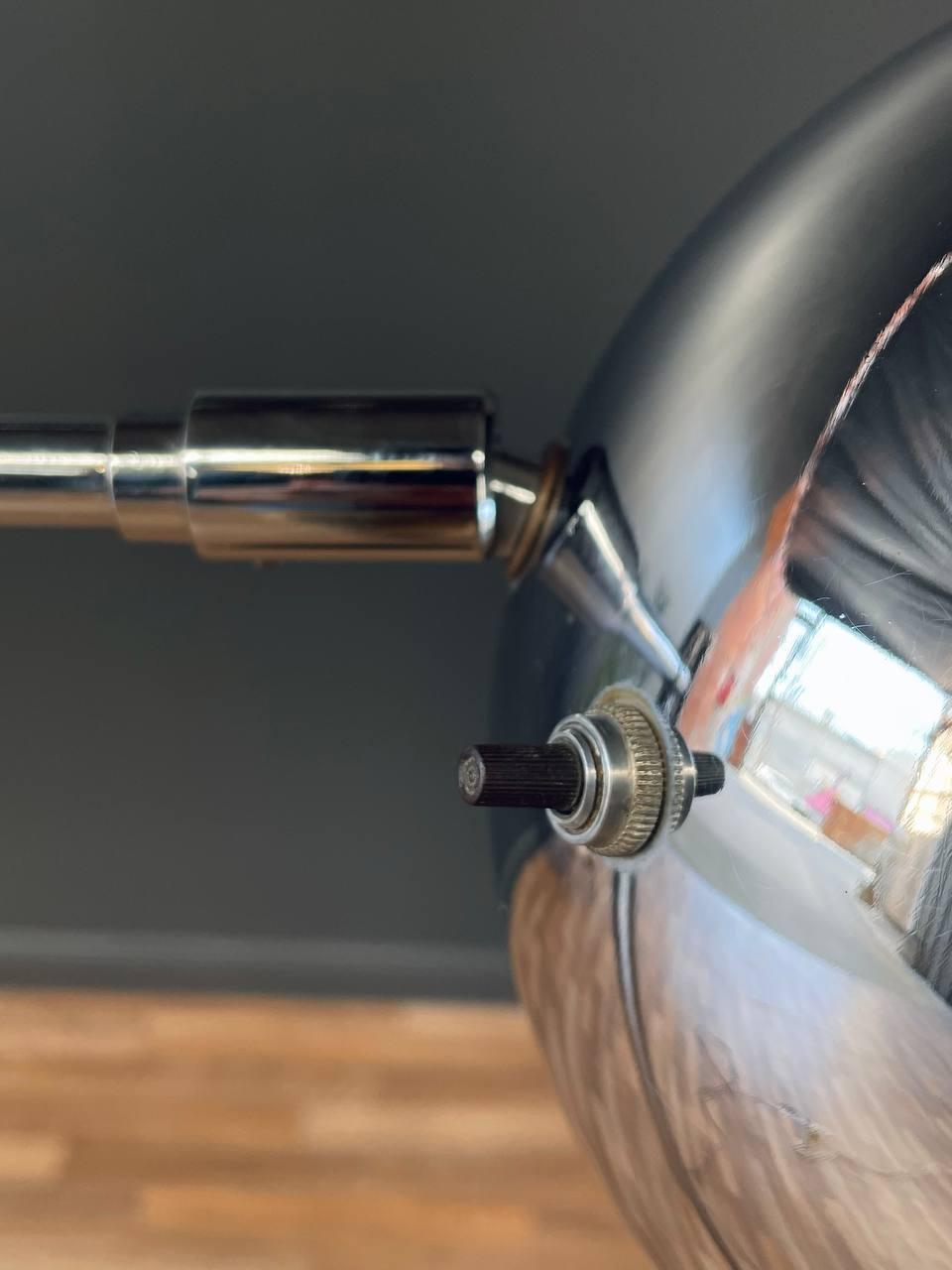 Mid-Century Modern Articulating Chrome Orb Floor Lamp For Sale 1