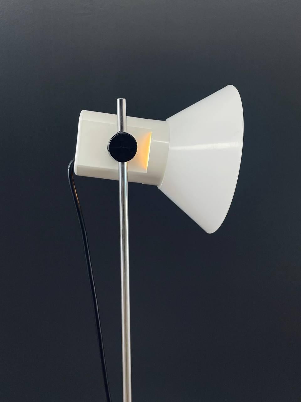 Mid-Century Modern Articulating Floor Lamp by George Kovacs For Sale 2