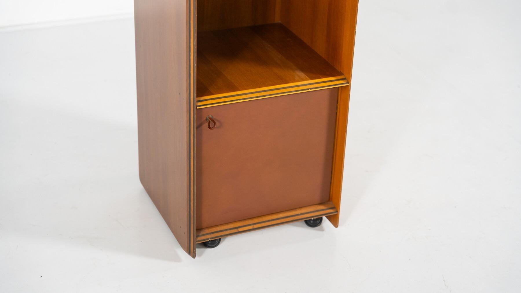Mid-Century Modern Artona shelf by Afra & Tobia Scarpa for Maxalto For Sale 4