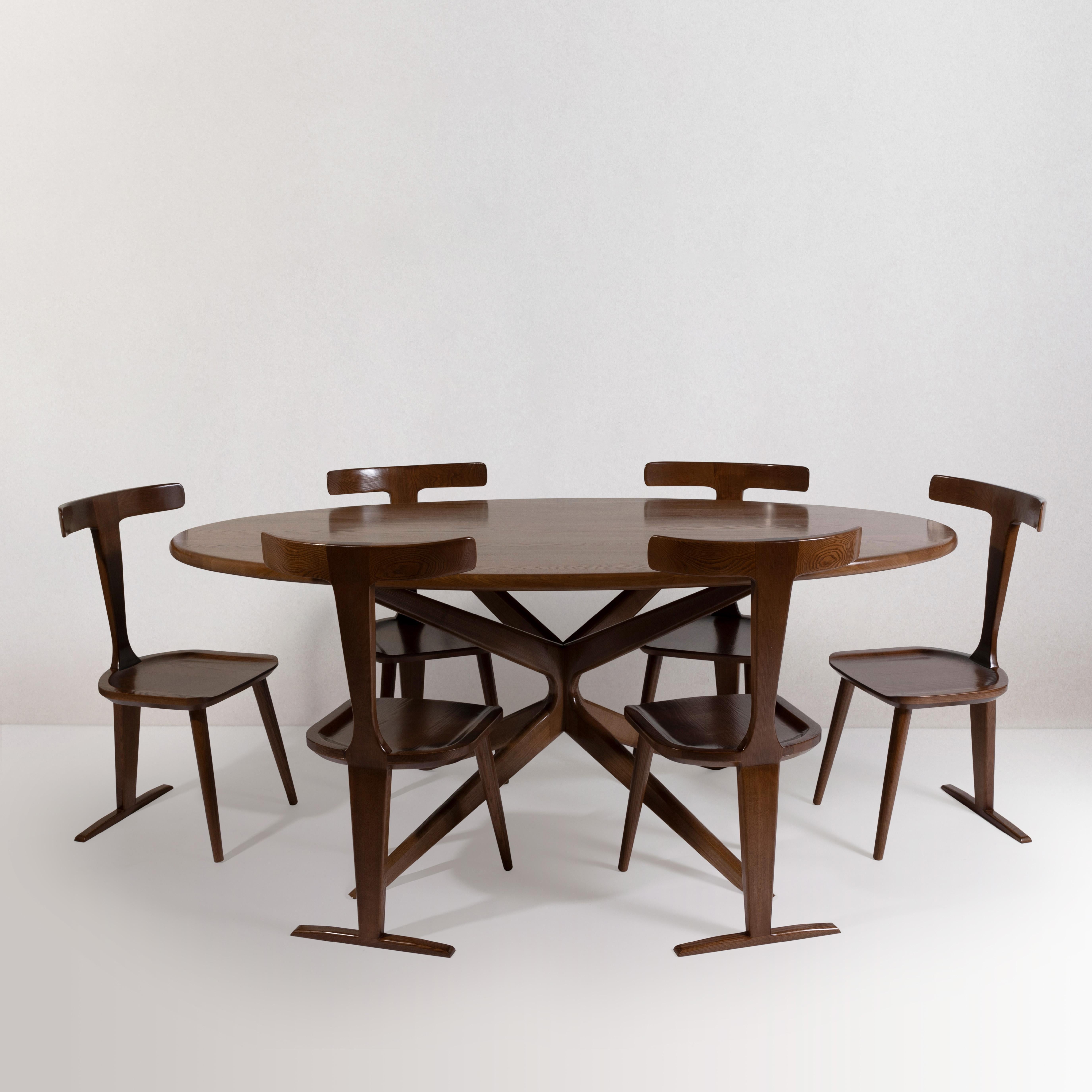 Mesa de comedor moderna de mediados de siglo de madera maciza de fresno yunque marrón en Nuevo estado para la venta en Naperville, IL