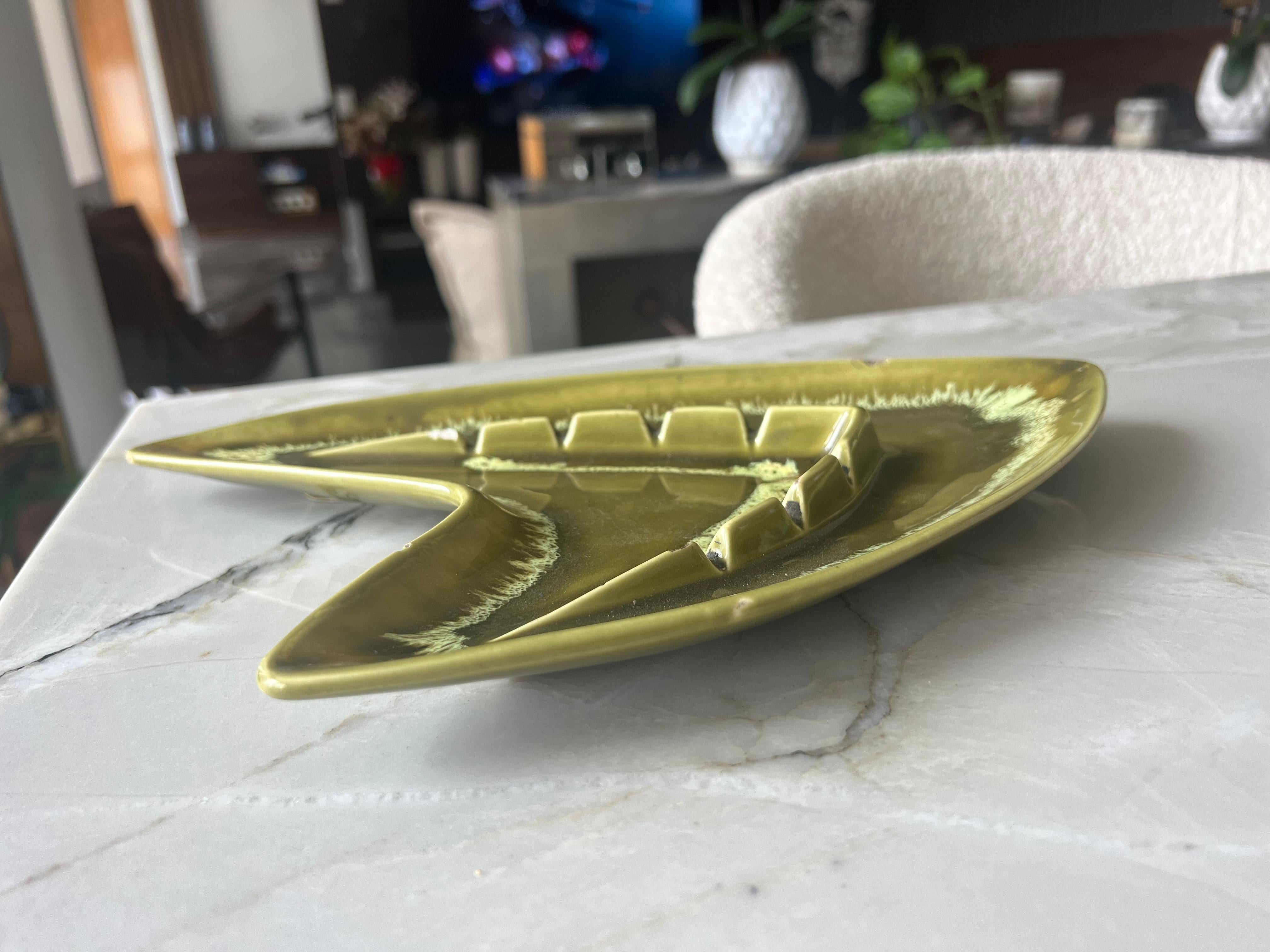 Mid-Century Modern Cendrier The Moderns en vente