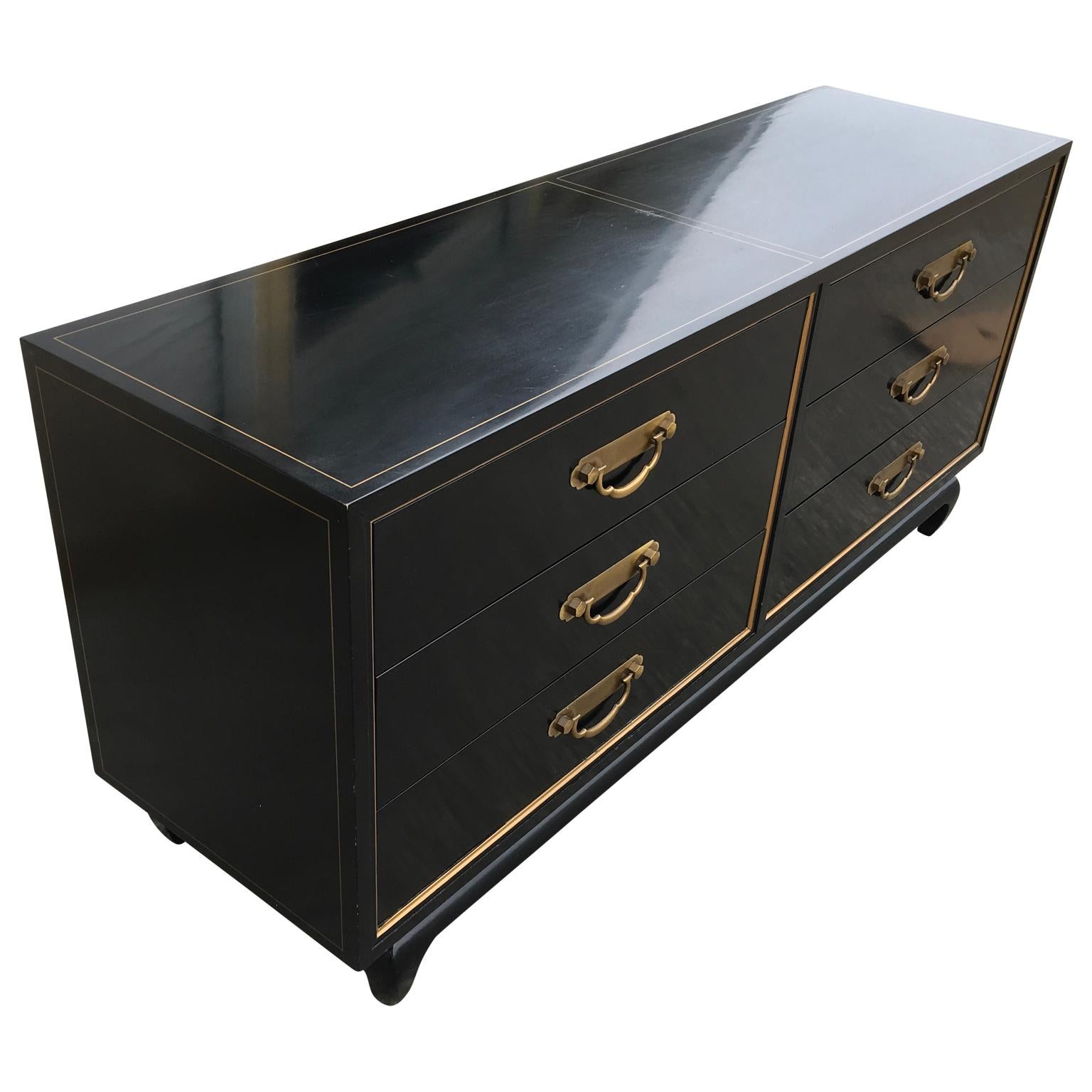 Lacquered Mid-Century Modern Asian American of Martinsville Black Lacquer Six-Drawer Chest