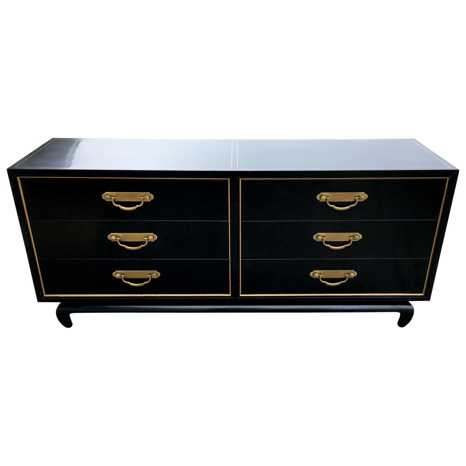 Mid-20th Century Mid-Century Modern Asian American of Martinsville Black Lacquer Six-Drawer Chest