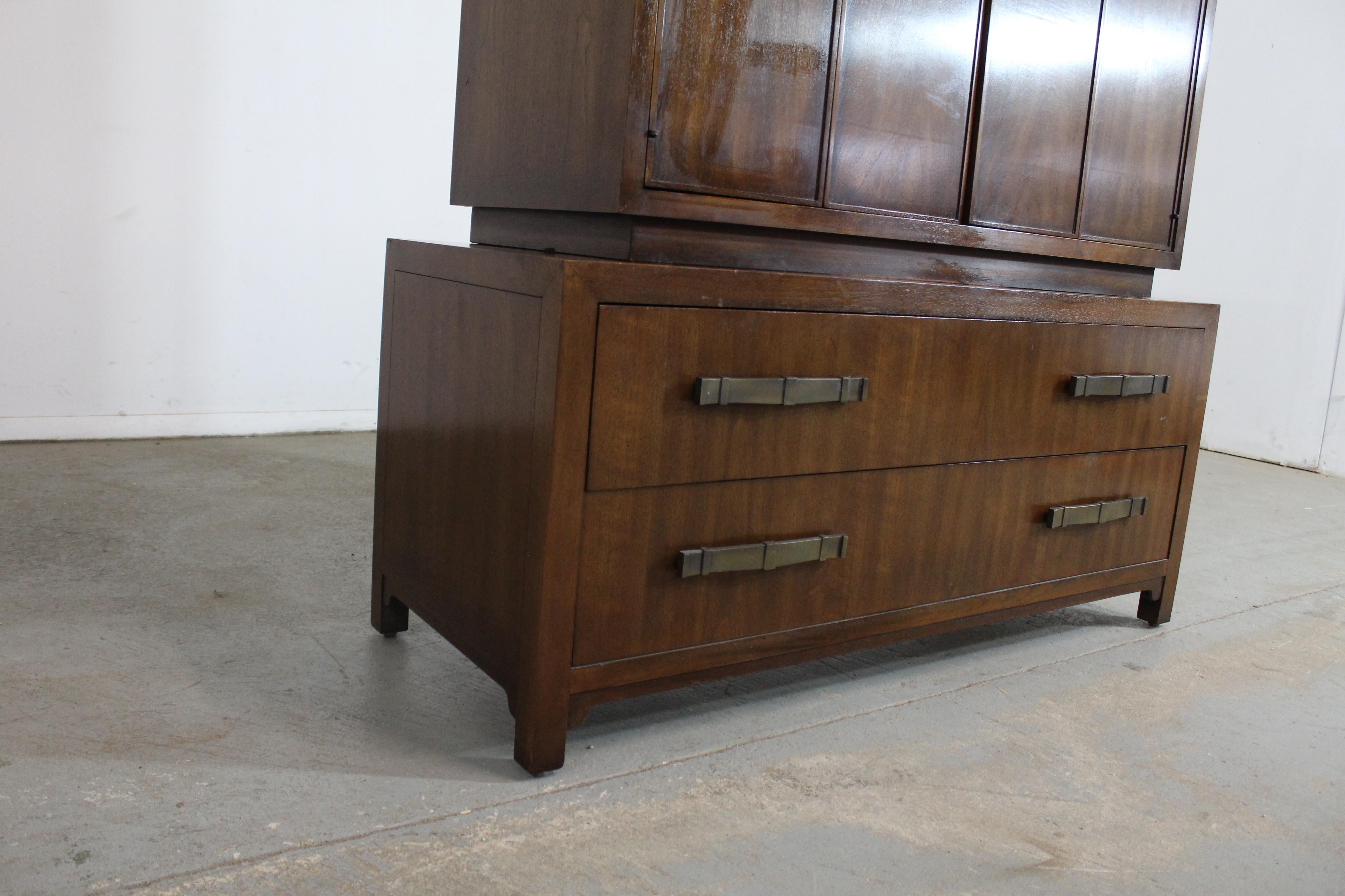 Mid-Century Modern Asian Gentleman's Tall Chest on Chest by Heritage For Sale 5