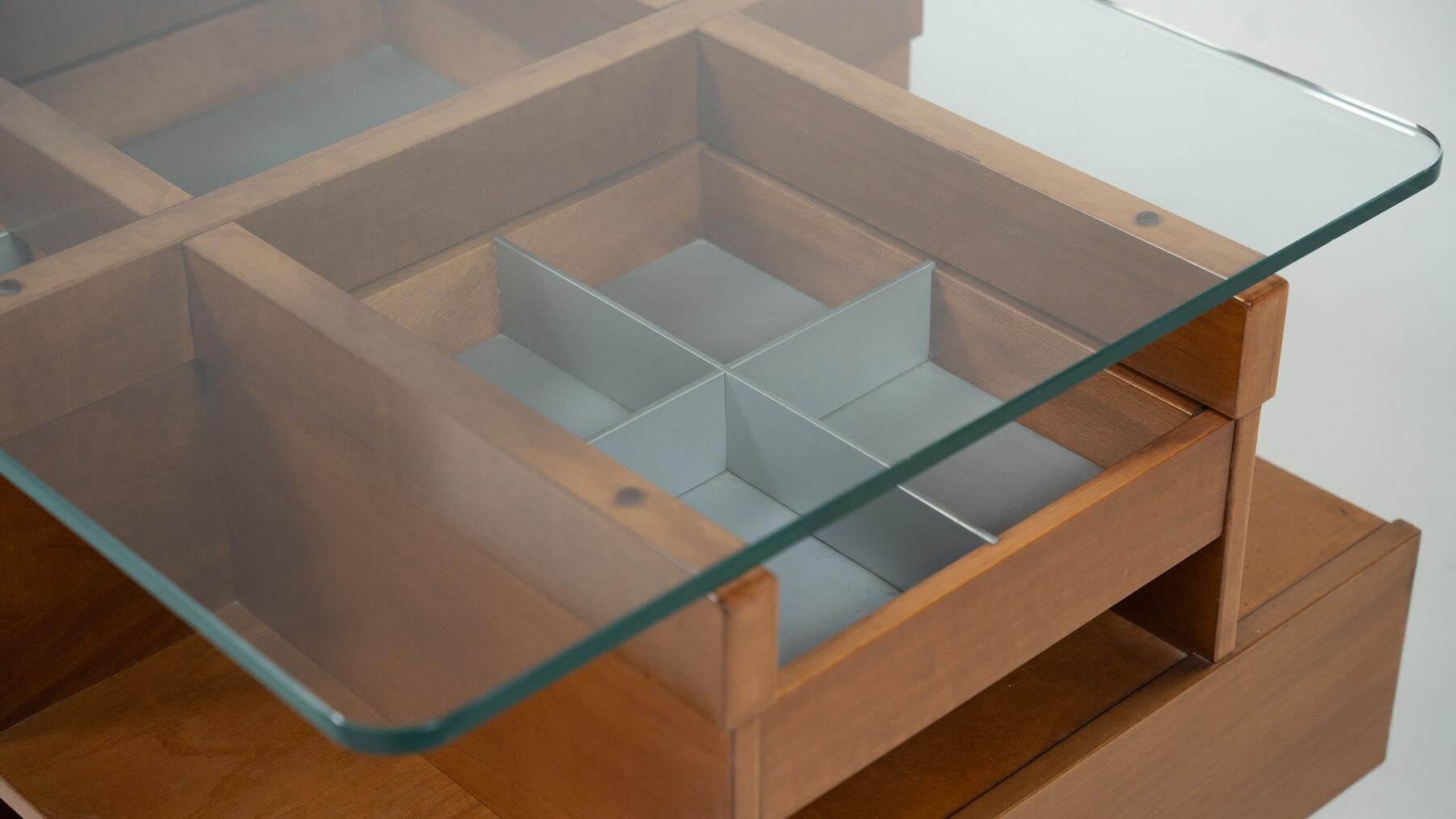 Mid-Century Modern Assymetrical Coffee Table with Compartments, Italy, 1970s For Sale 5