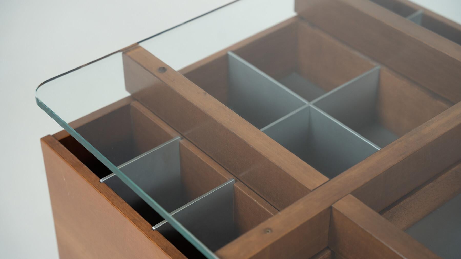 Mid-Century Modern Assymetrical Coffee Table with Compartments, Italy, 1970s For Sale 6