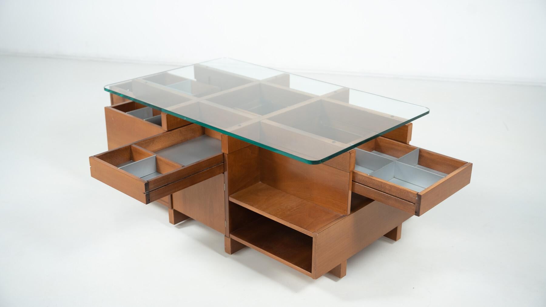 Mid-Century Modern Assymetrical Coffee Table with Compartments, Italy, 1970s For Sale 11