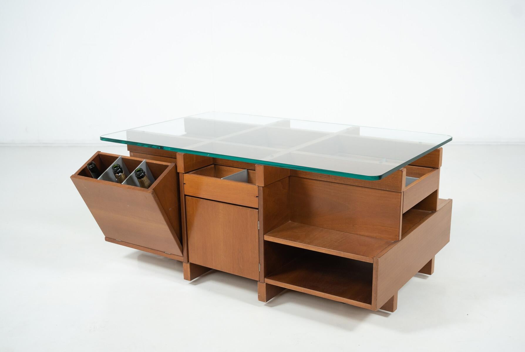Mid-Century Modern Assymetrical Coffee Table with Compartments, Italy, 1970s For Sale 13