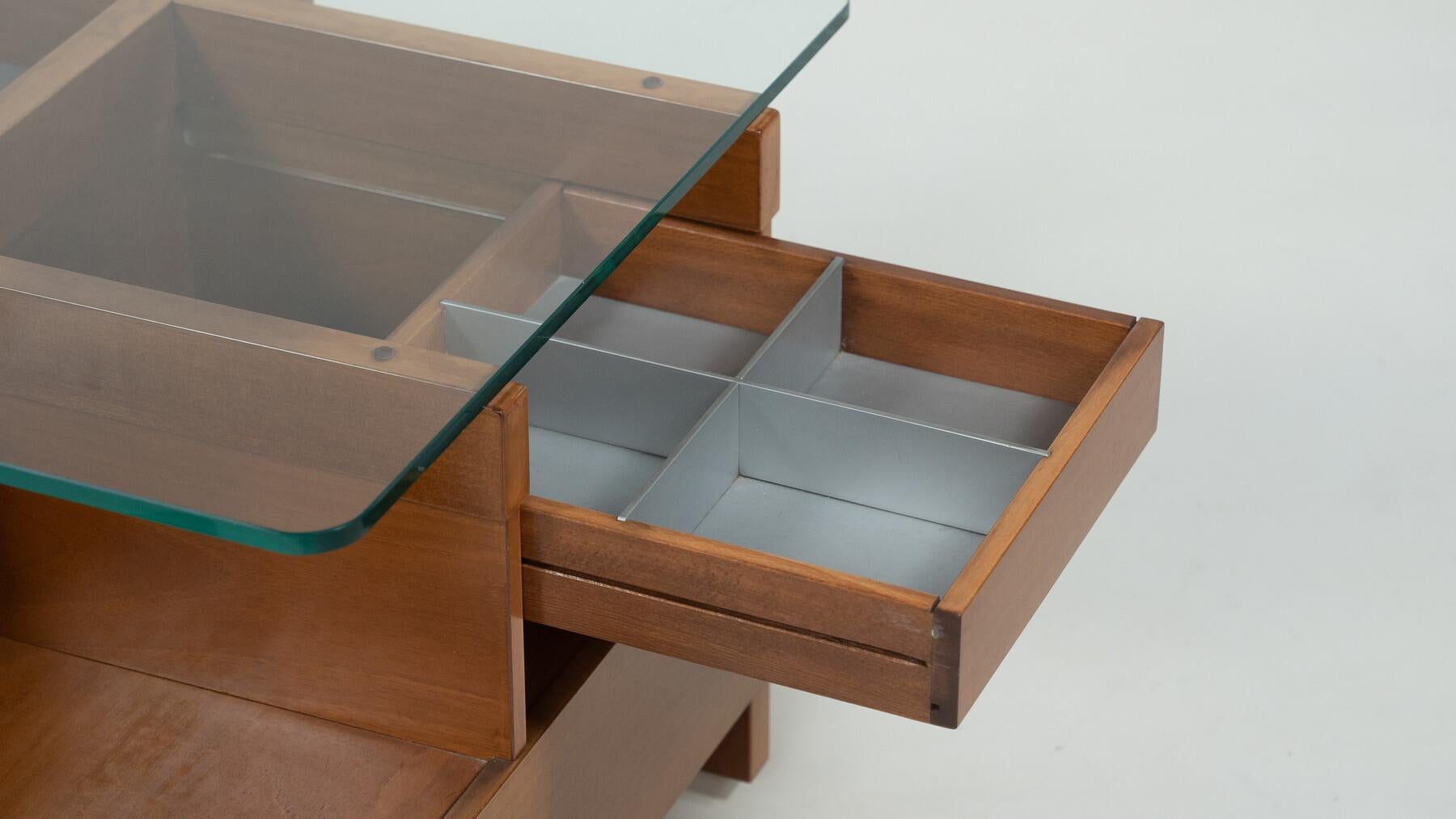Mid-Century Modern Assymetrical Coffee Table with Compartments, Italy, 1970s For Sale 2