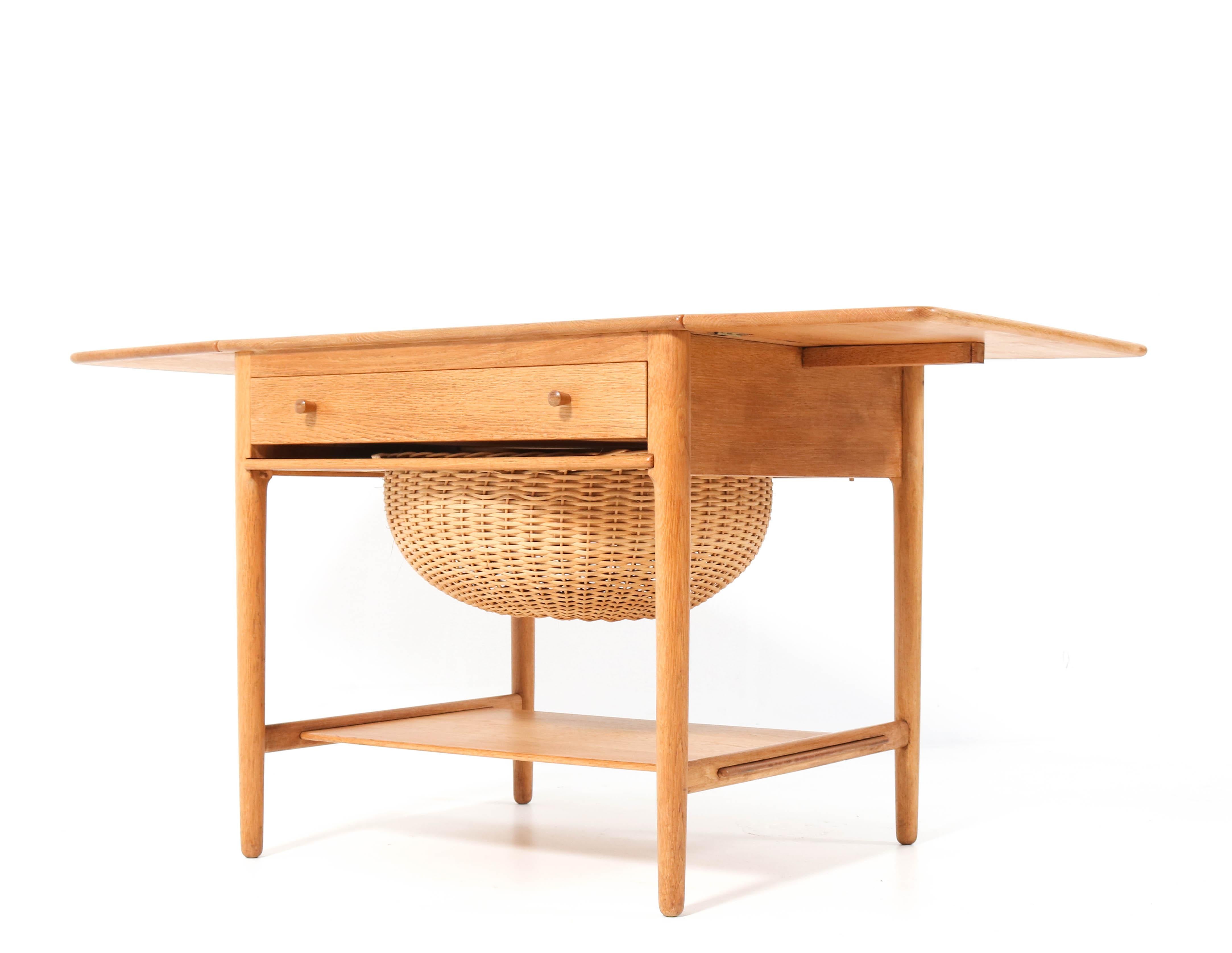 Mid-20th Century Mid-Century Modern AT-33 Sewing Table by Hans J. Wegner for Andreas Tuck, 1950s