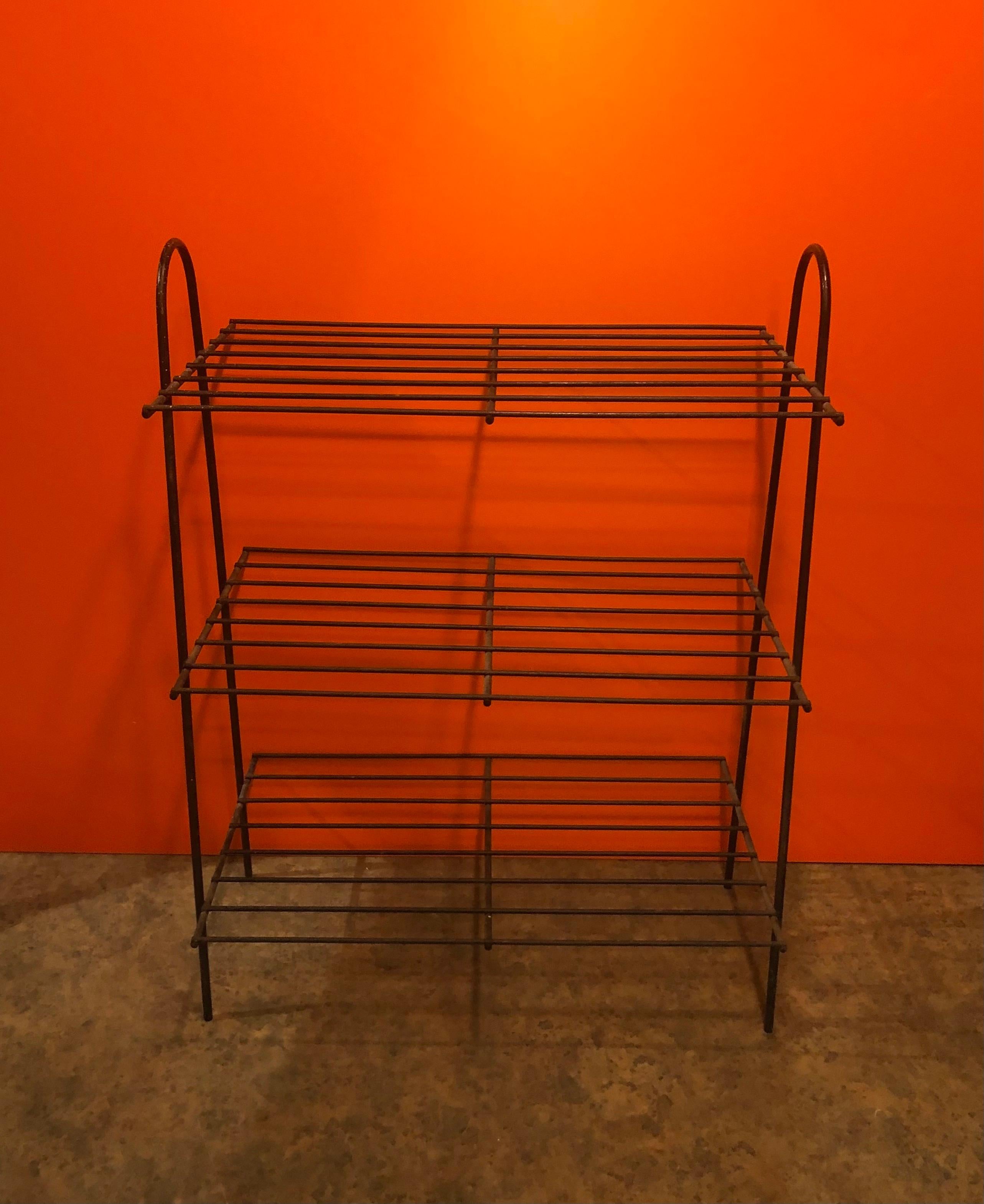 wire book rack