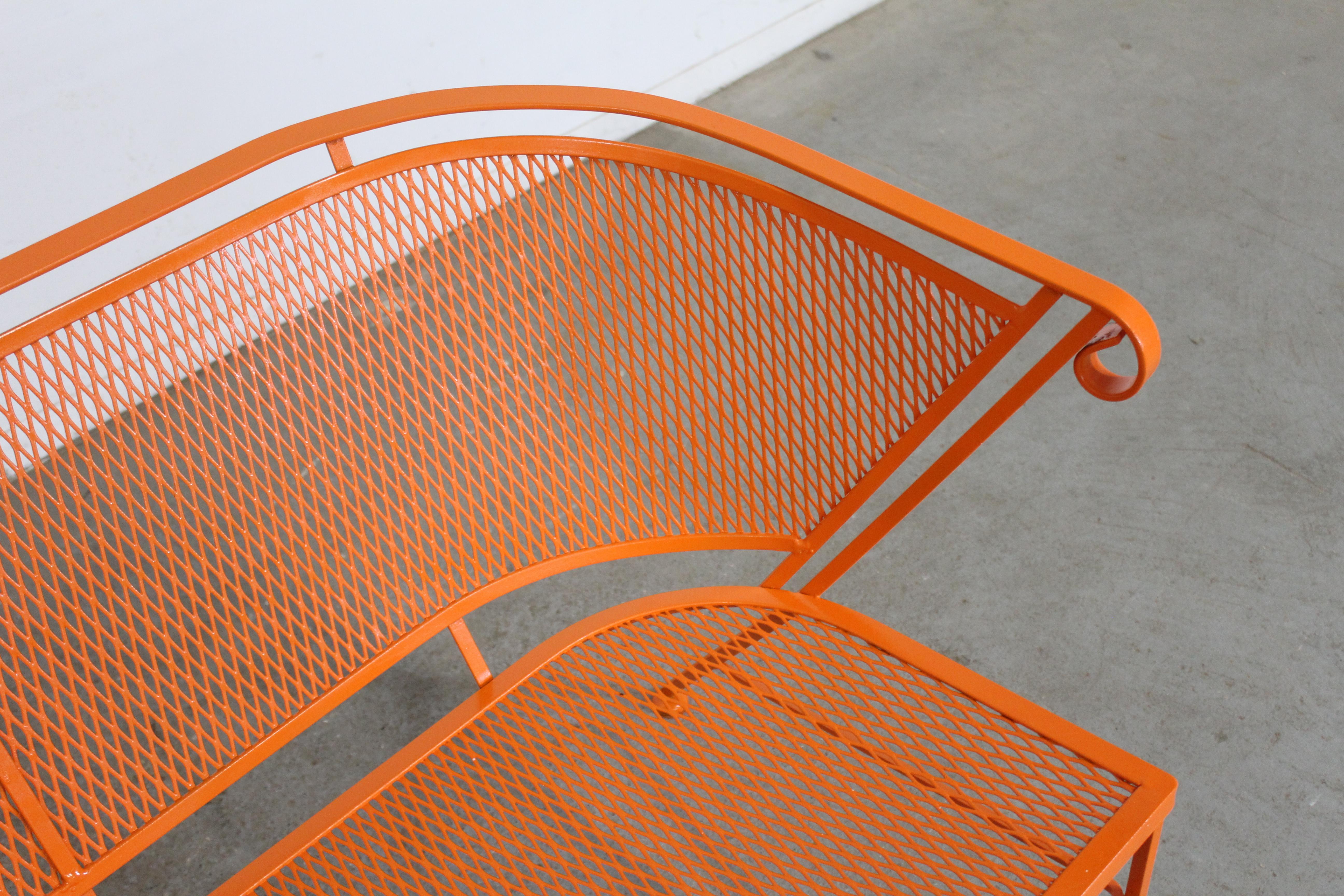 Mid-Century Modern Atomic Orange Salterini Style Outdoor Metal Curved Back Bench In Good Condition In Wilmington, DE