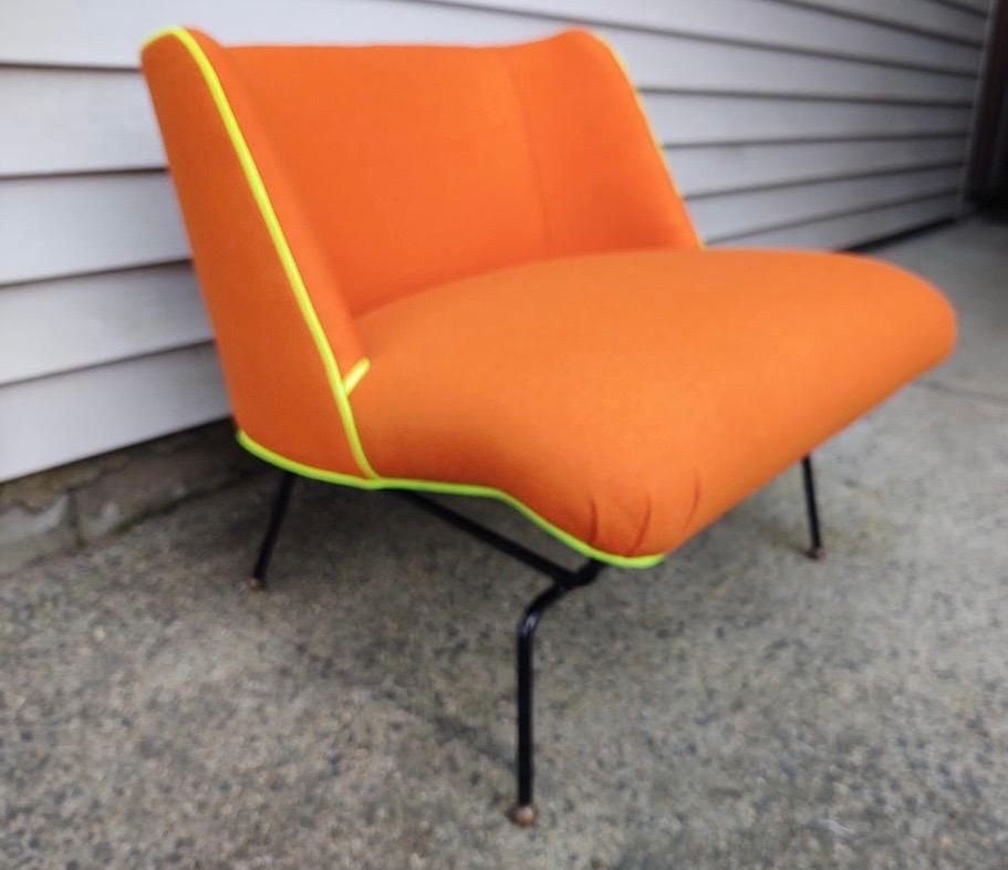 Mid-Century Modern Attributed to Clifford Pascoe Chairs with New Knoll Fabric 11