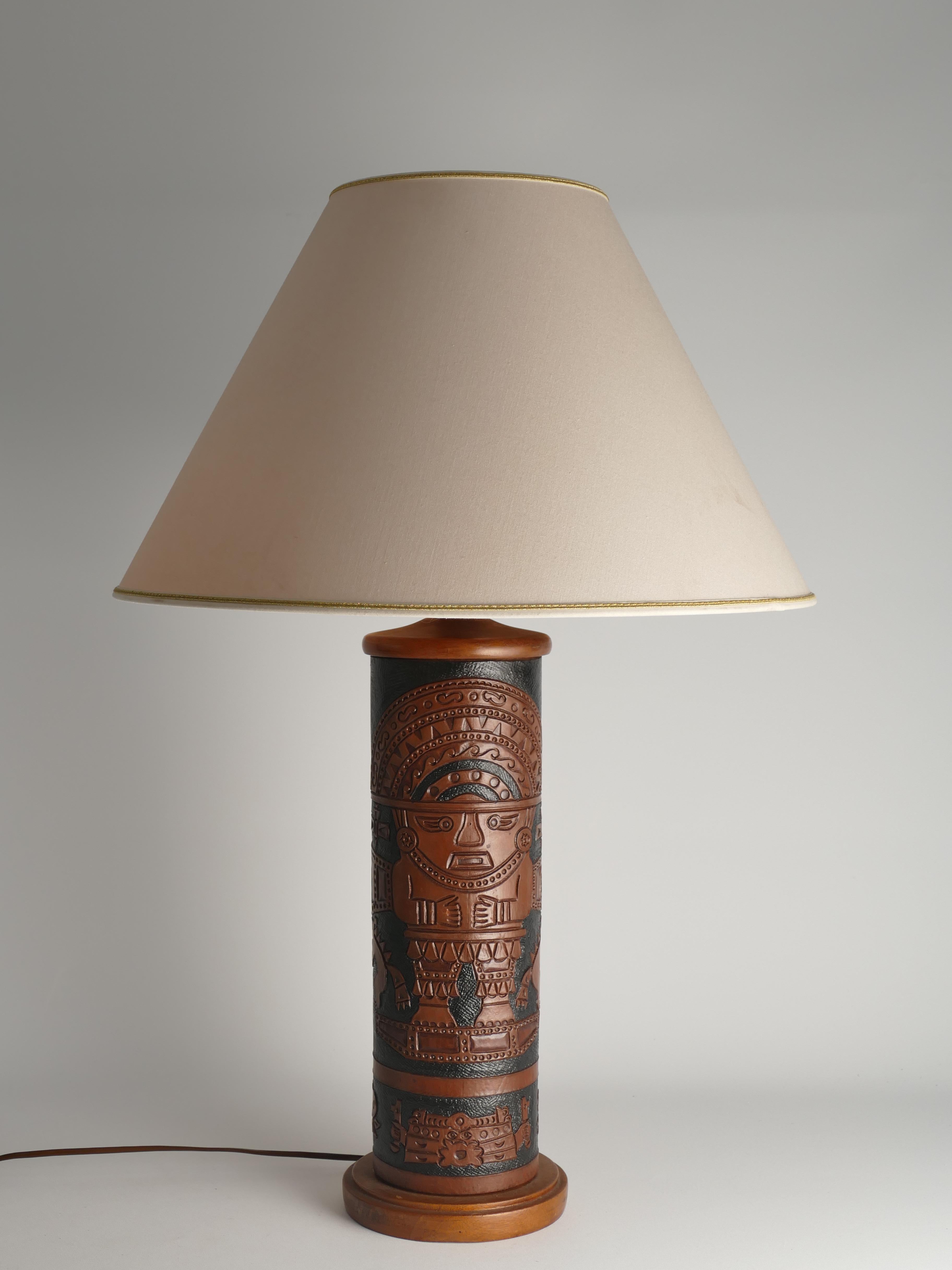 Mid-Century Modern Aztec Motif Hand Tooled Leather Table Lamp For Sale 4