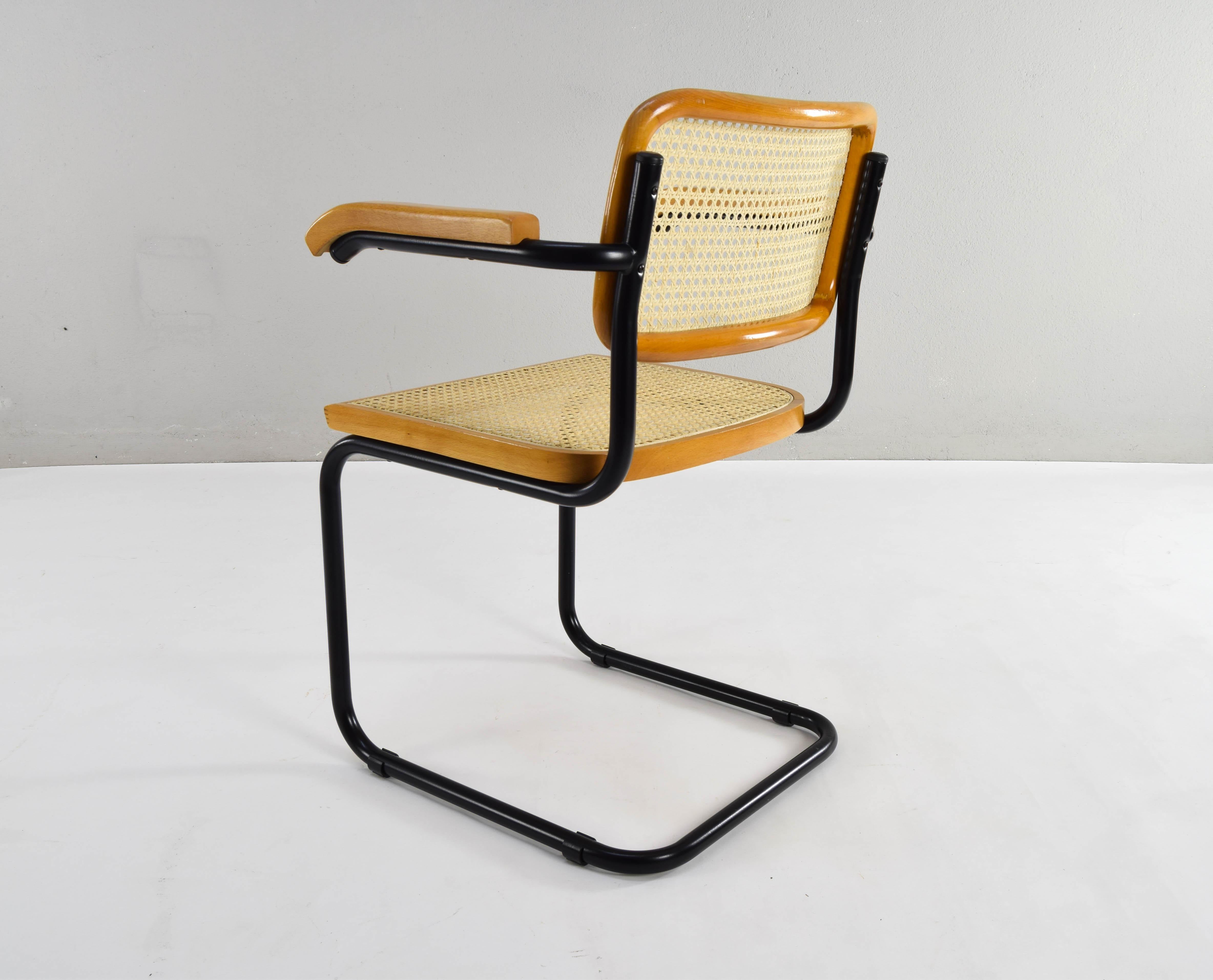 Mid Century Modern B64 Black and Beech Marcel Breuer Cesca Chair Italy 70s In Good Condition For Sale In Escalona, Toledo