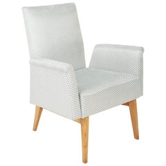 Fauteuil club en velours bleu pâle, moderne du milieu du siècle dernier, années 1960