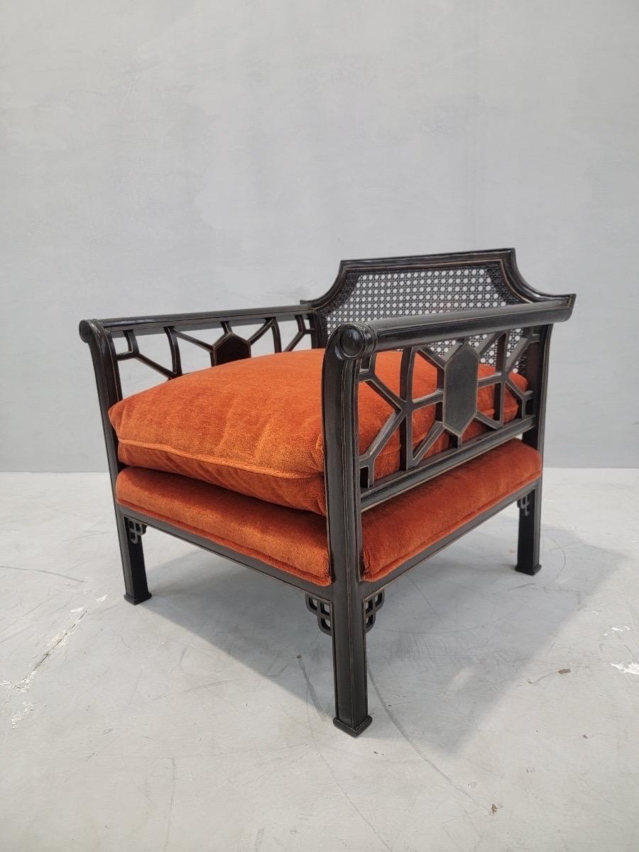 Mid Century Modern Baker Style Black Ming Sofa & Stuhl Custom Upholstering (Ming-Dynastie) im Angebot