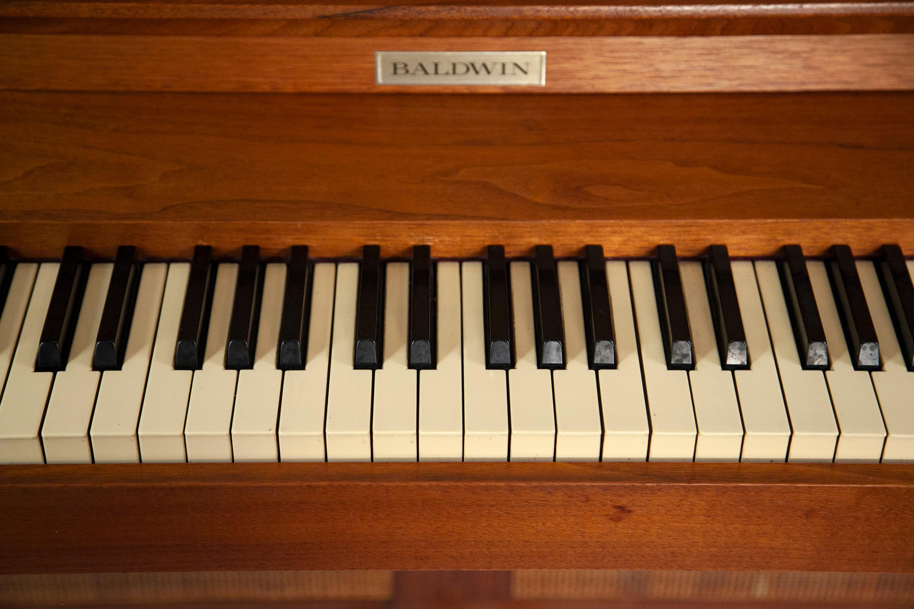 Mid-Century Modern Baldwin Acrosonic Piano in Walnut and Caning, 1960's 7